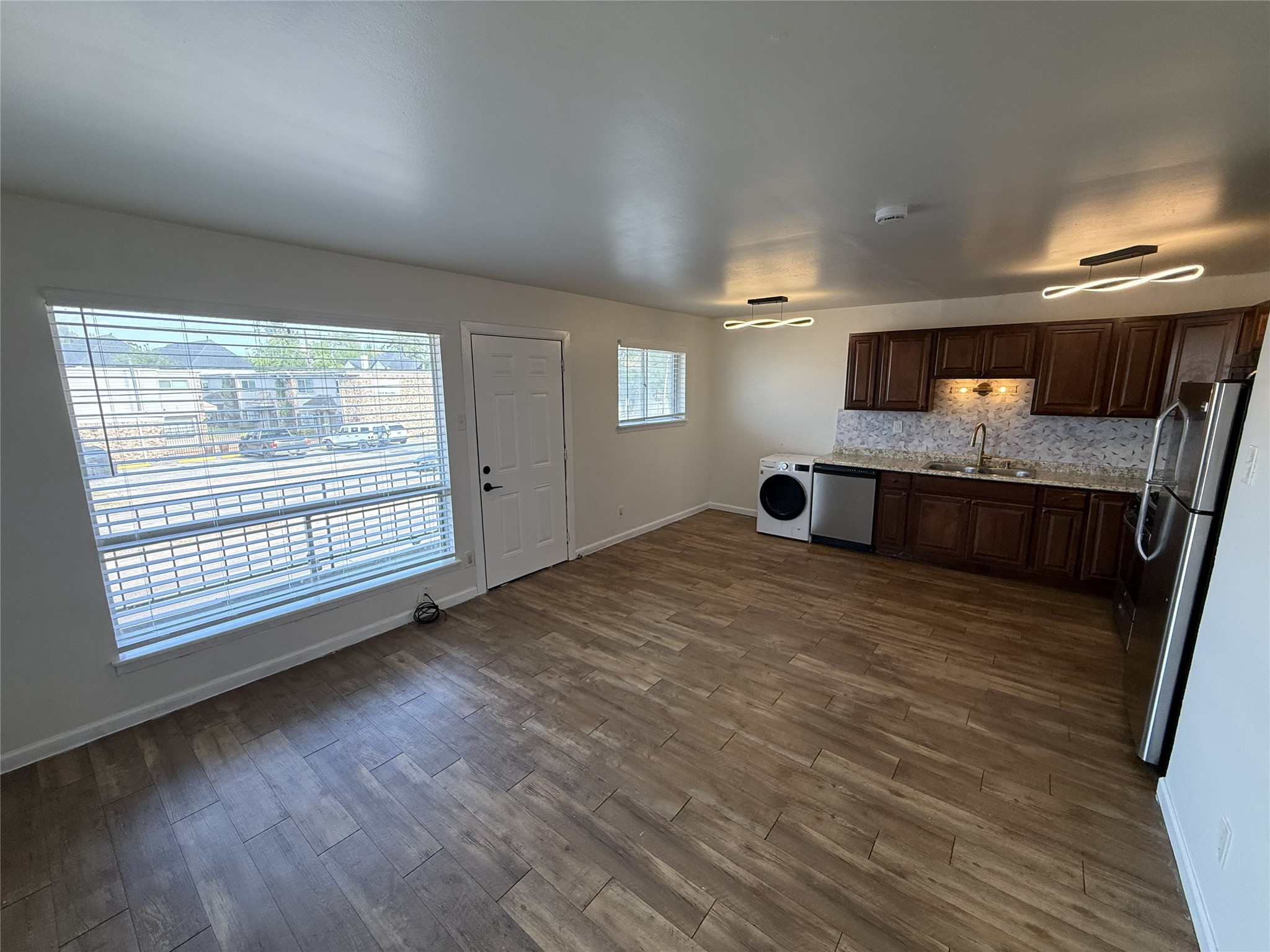 1529 Wirt Road 28 Property Photo 5