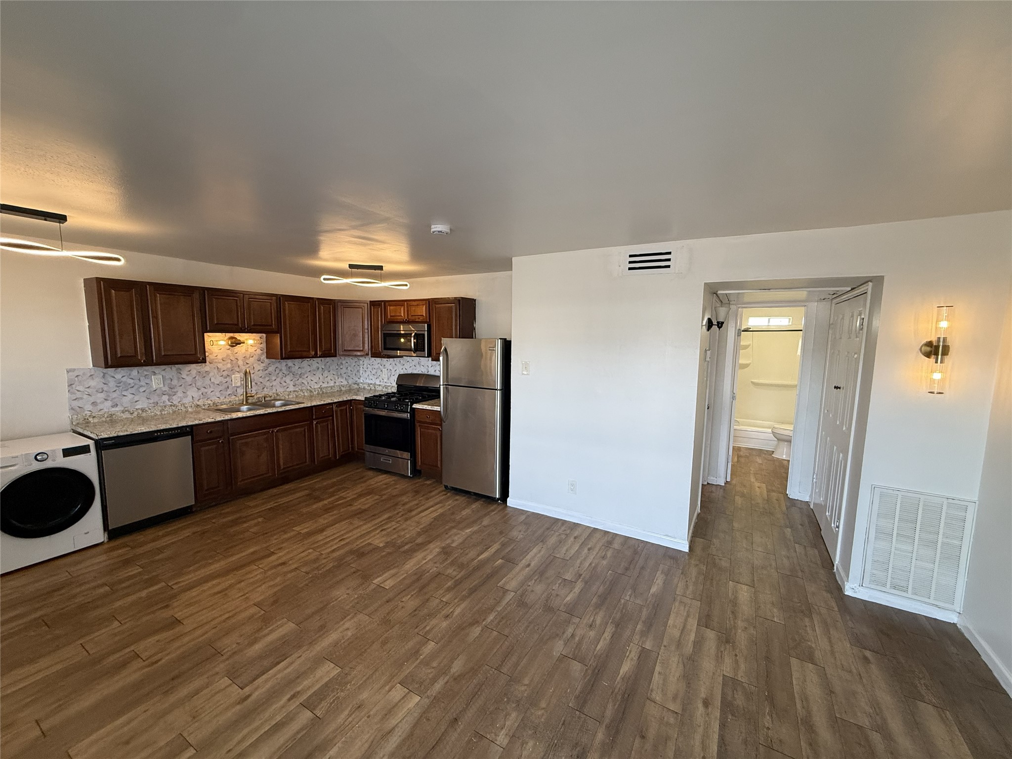 1529 Wirt Road 28 Property Photo 18