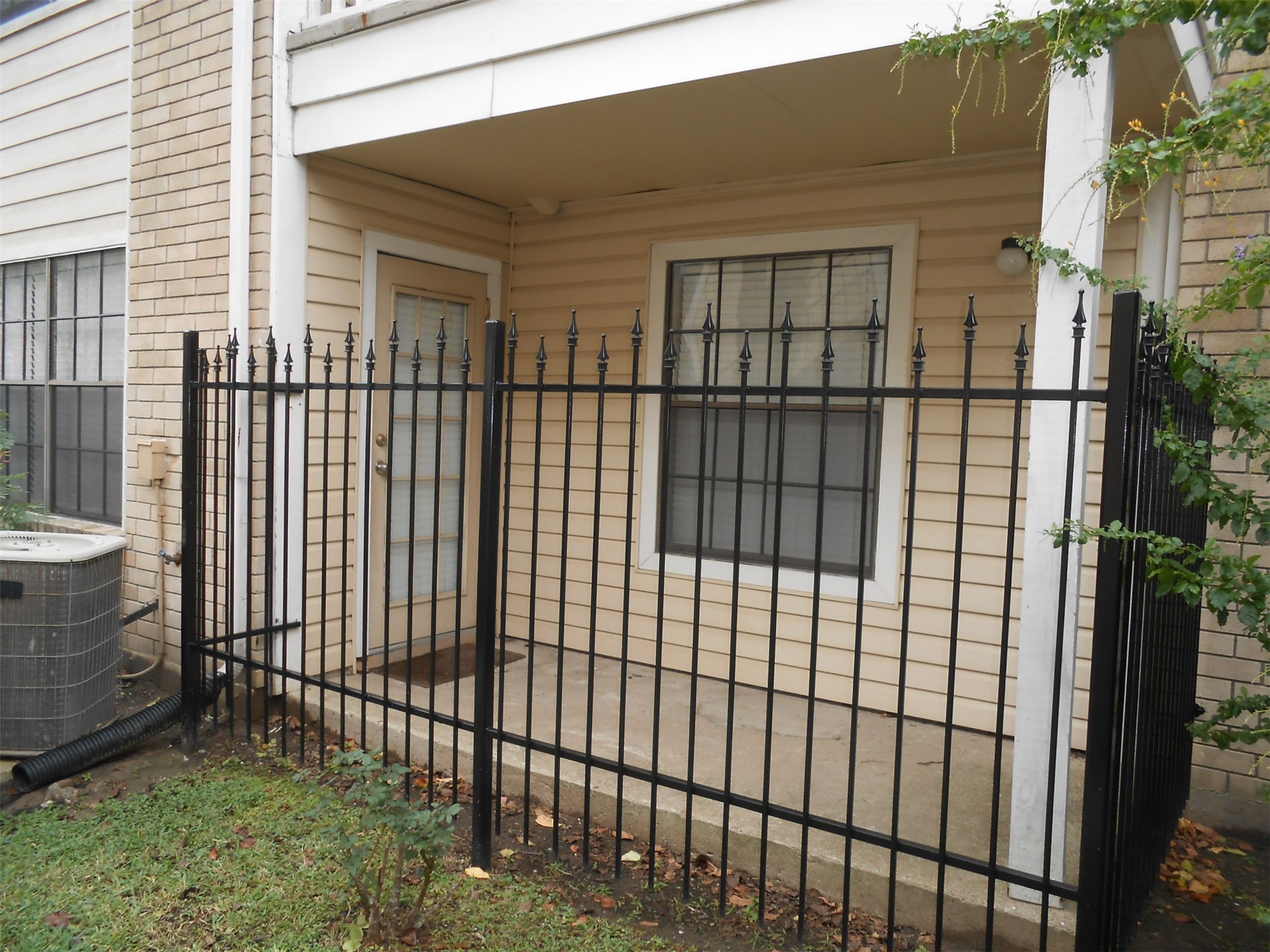 2750 Holly Hall Street 1412 Property Photo 16