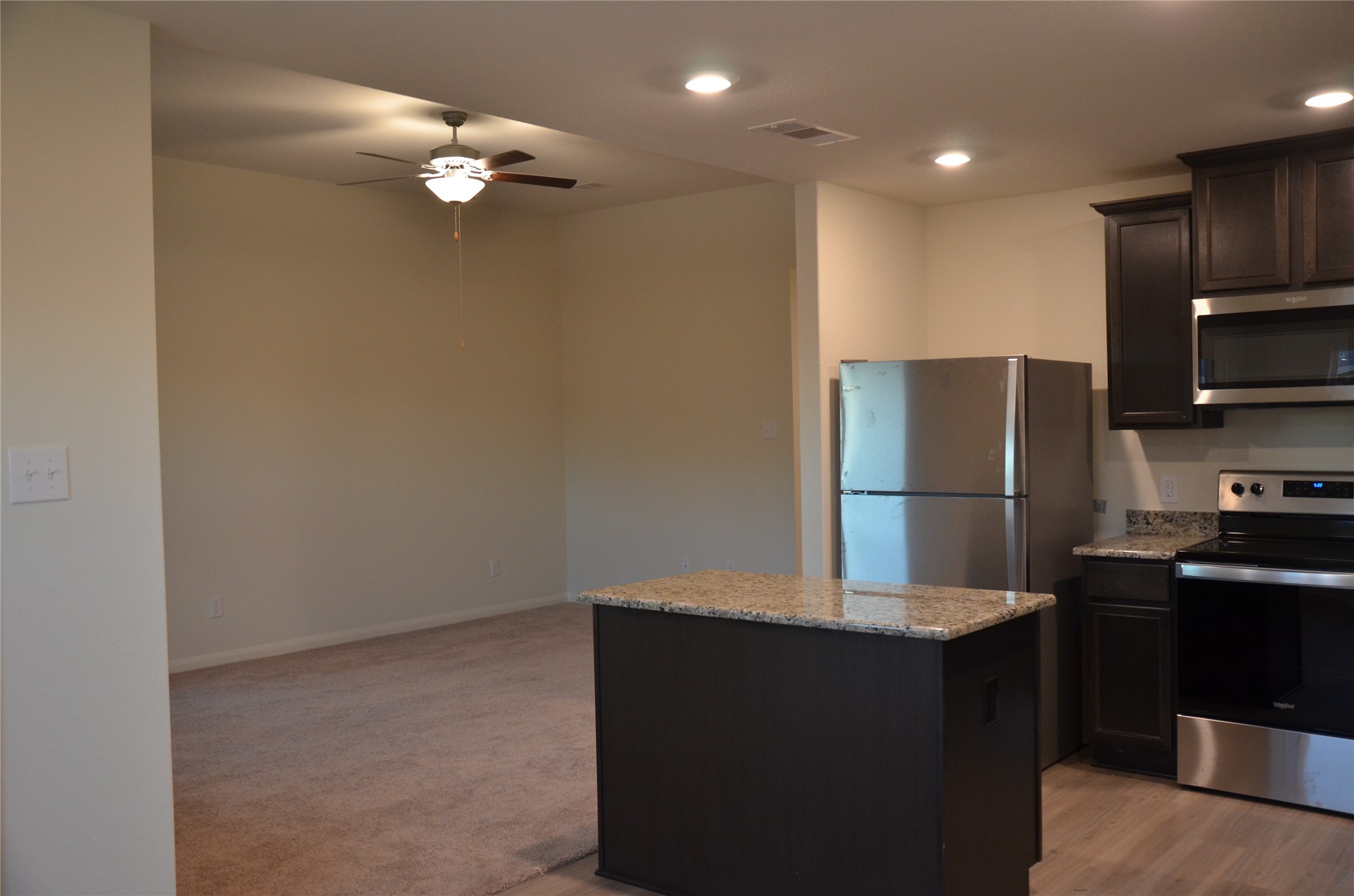 327 Spanish Stone Drive Property Photo 8
