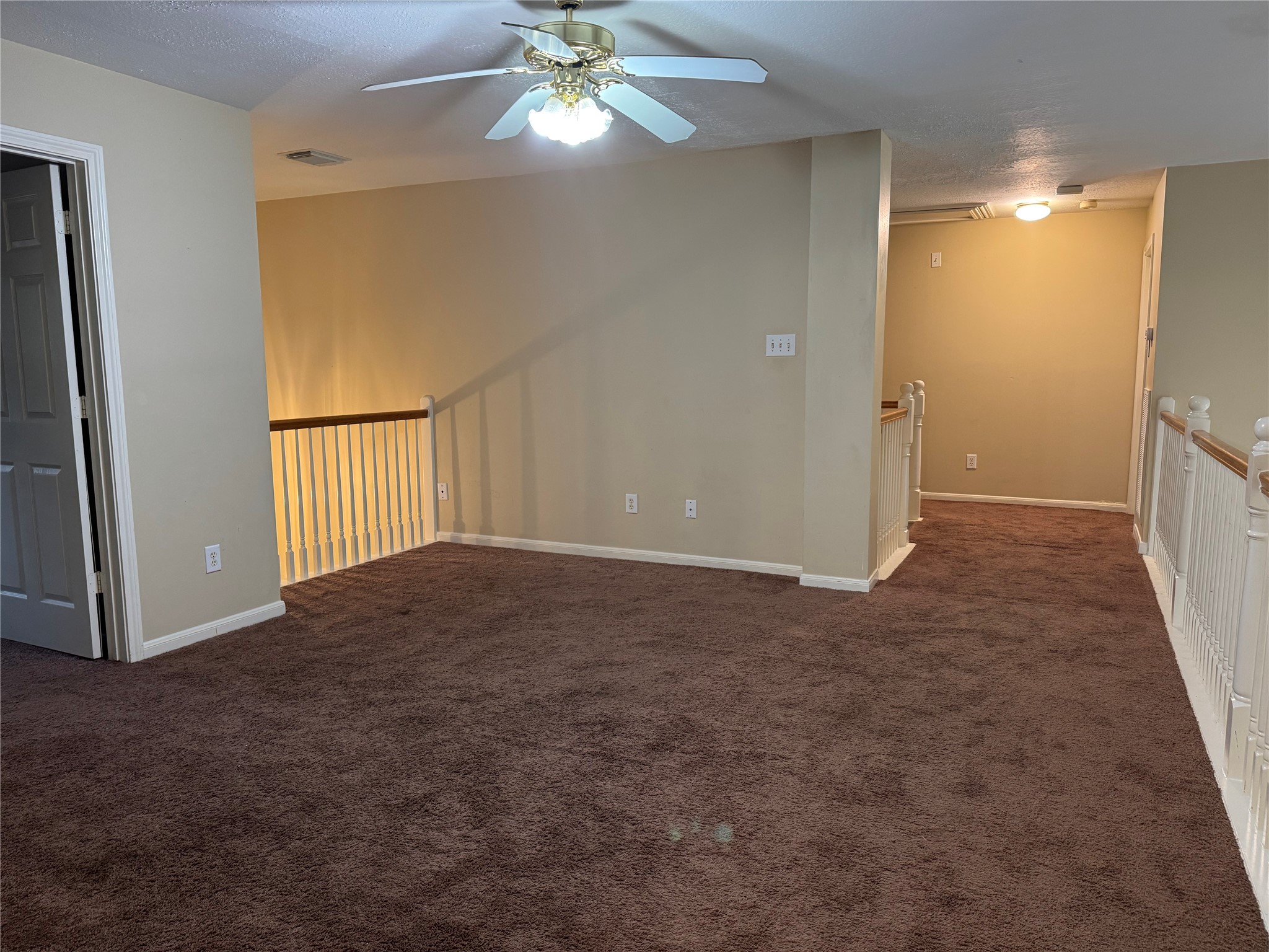 17415 Fountainview Circle Property Photo 7