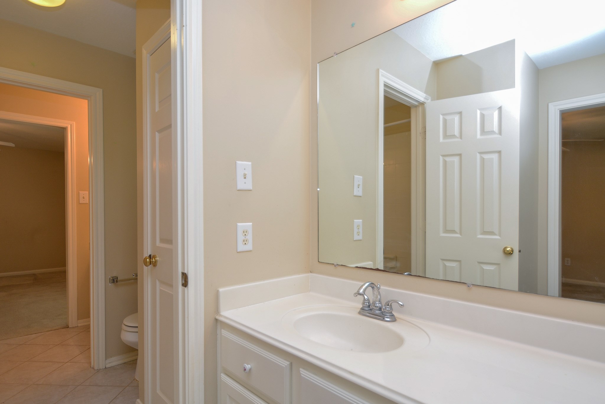 17415 Fountainview Circle Property Photo 15