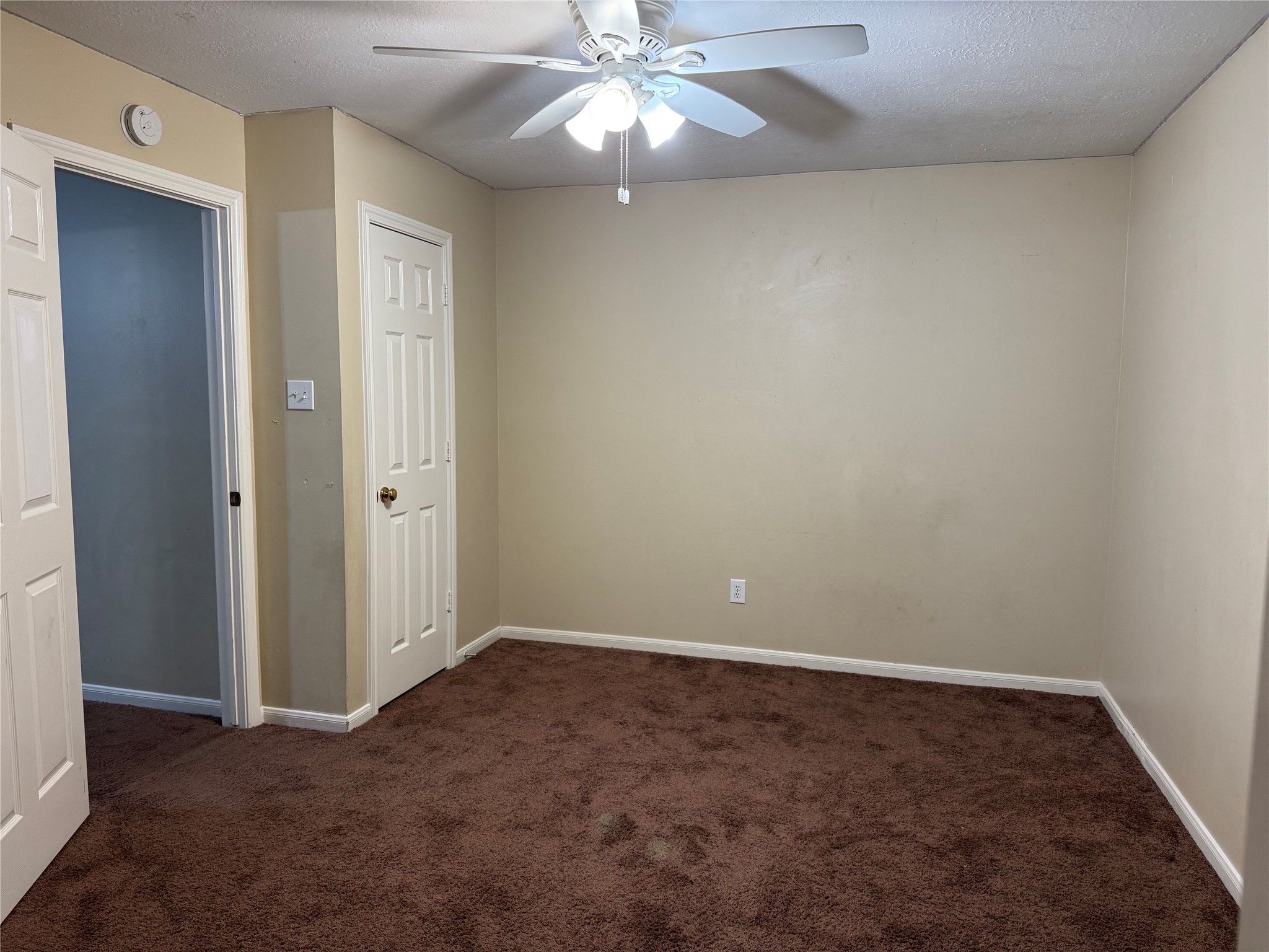 17415 Fountainview Circle Property Photo 16