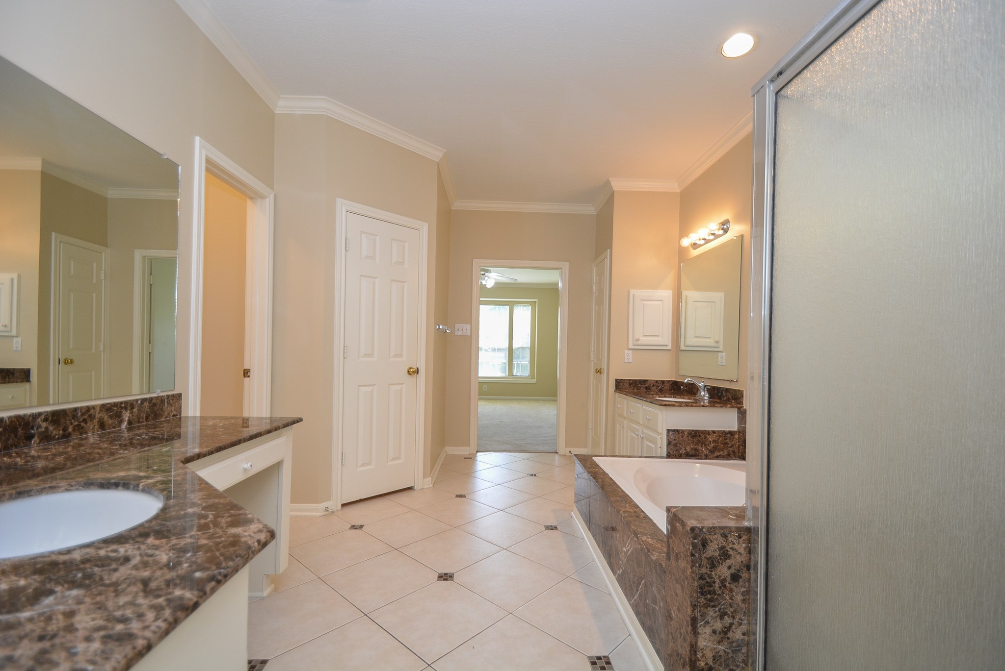 17415 Fountainview Circle Property Photo 19