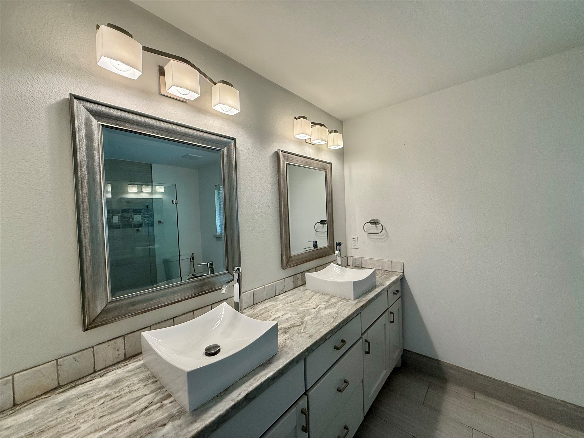 5638 Grape Street Property Photo 21