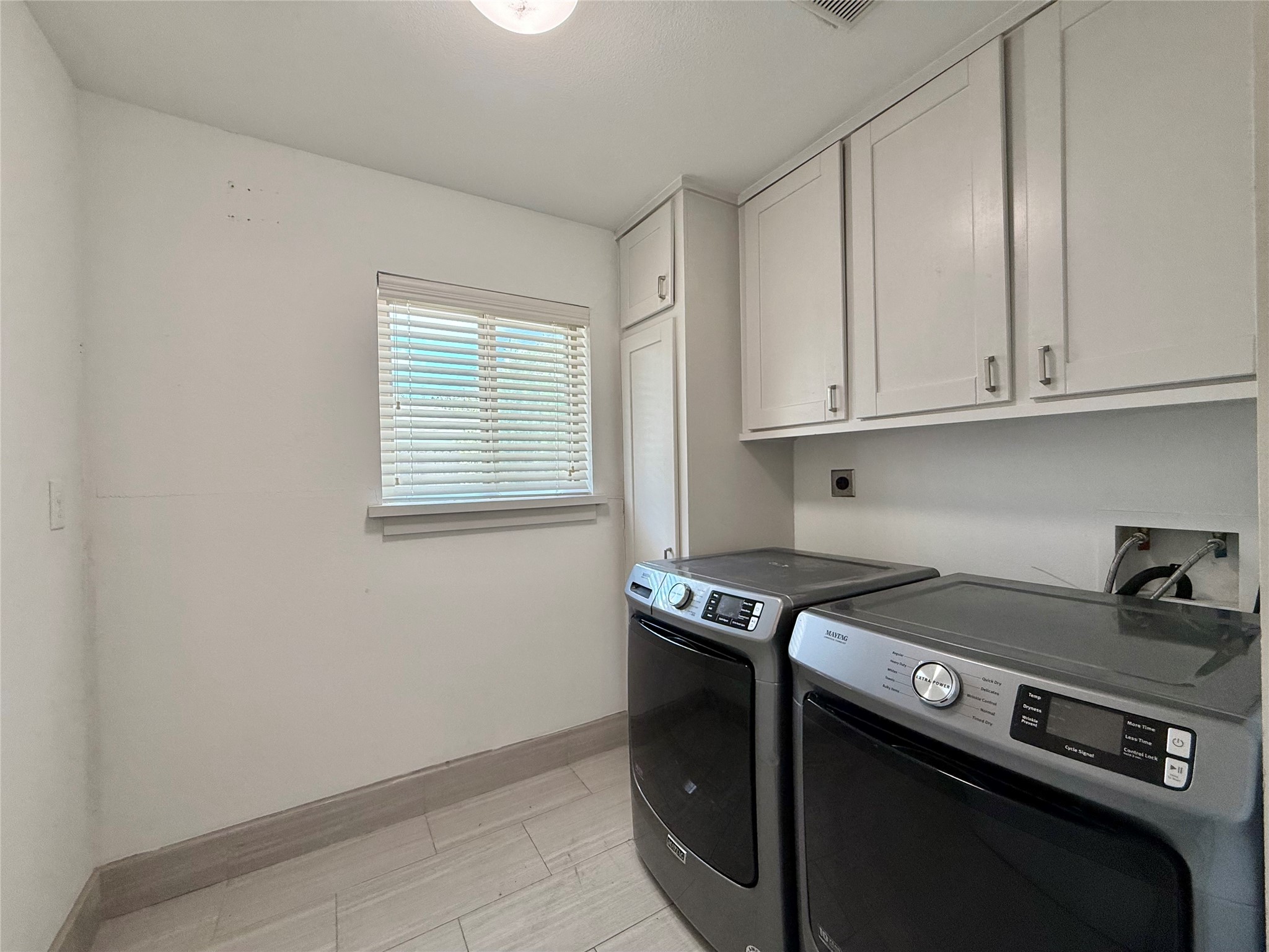 5638 Grape Street Property Photo 27