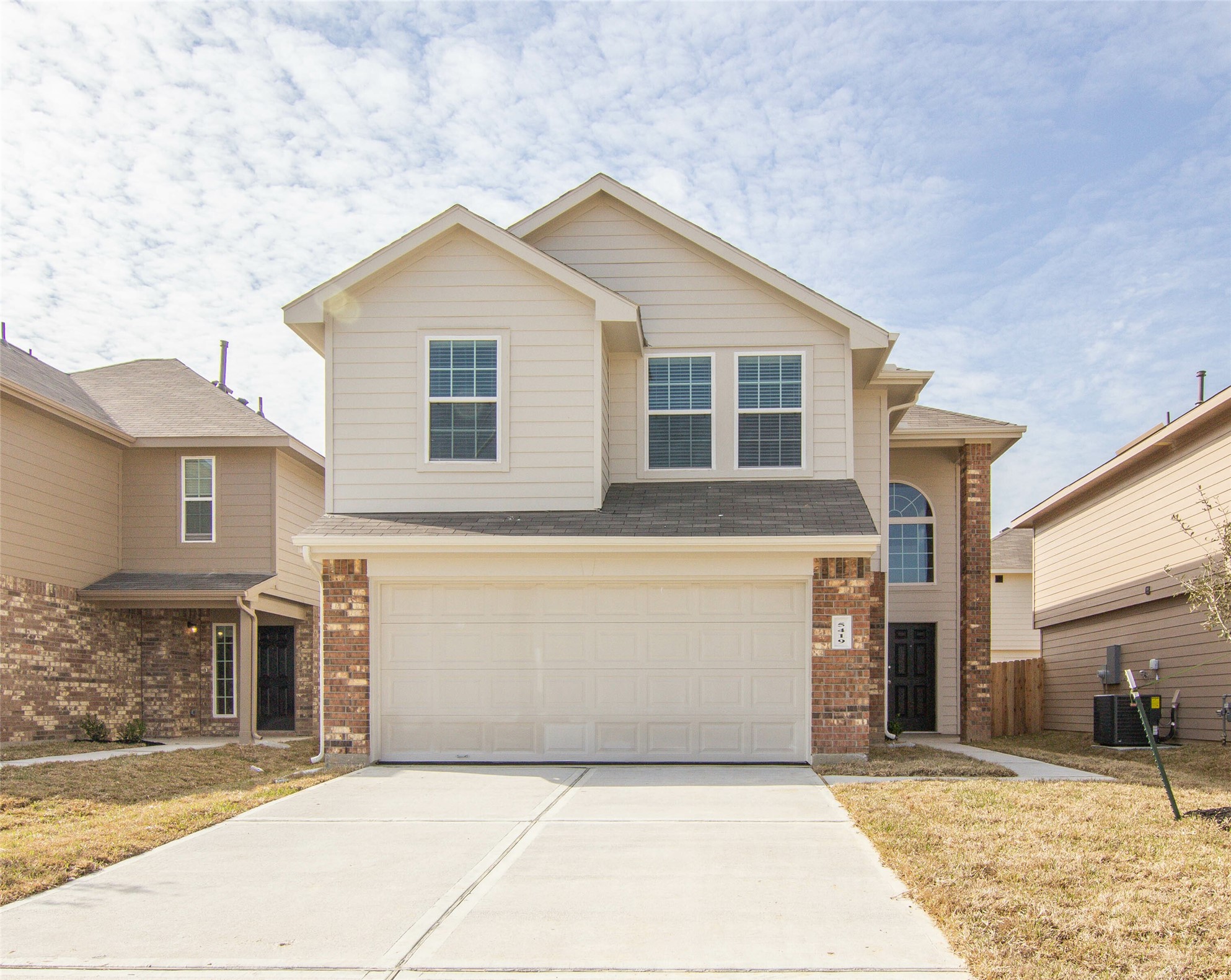 5419 Gouldburn River Drive Property Photo 1