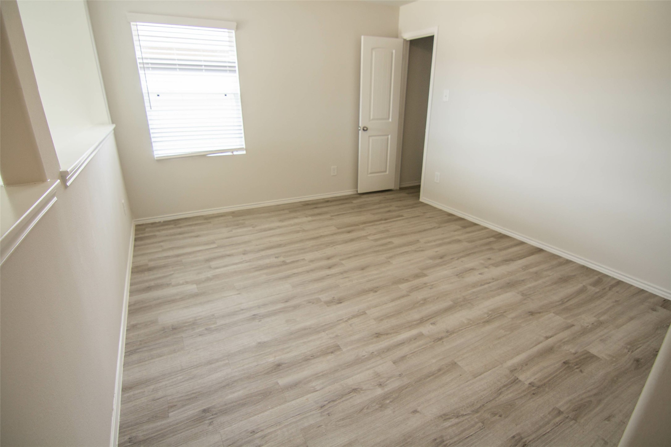 5419 Gouldburn River Drive Property Photo 8