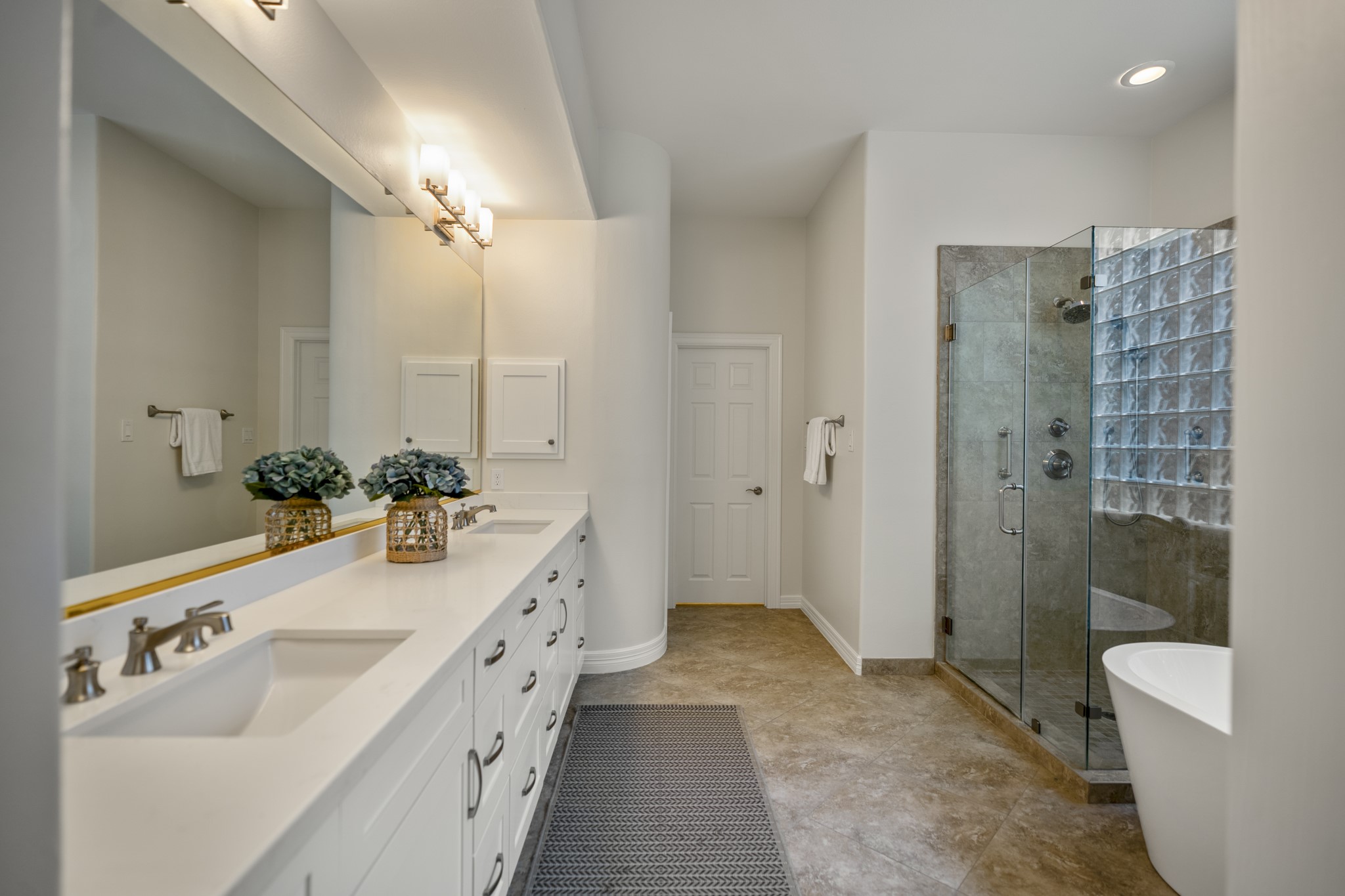 863 Plainwood Drive Property Photo 20