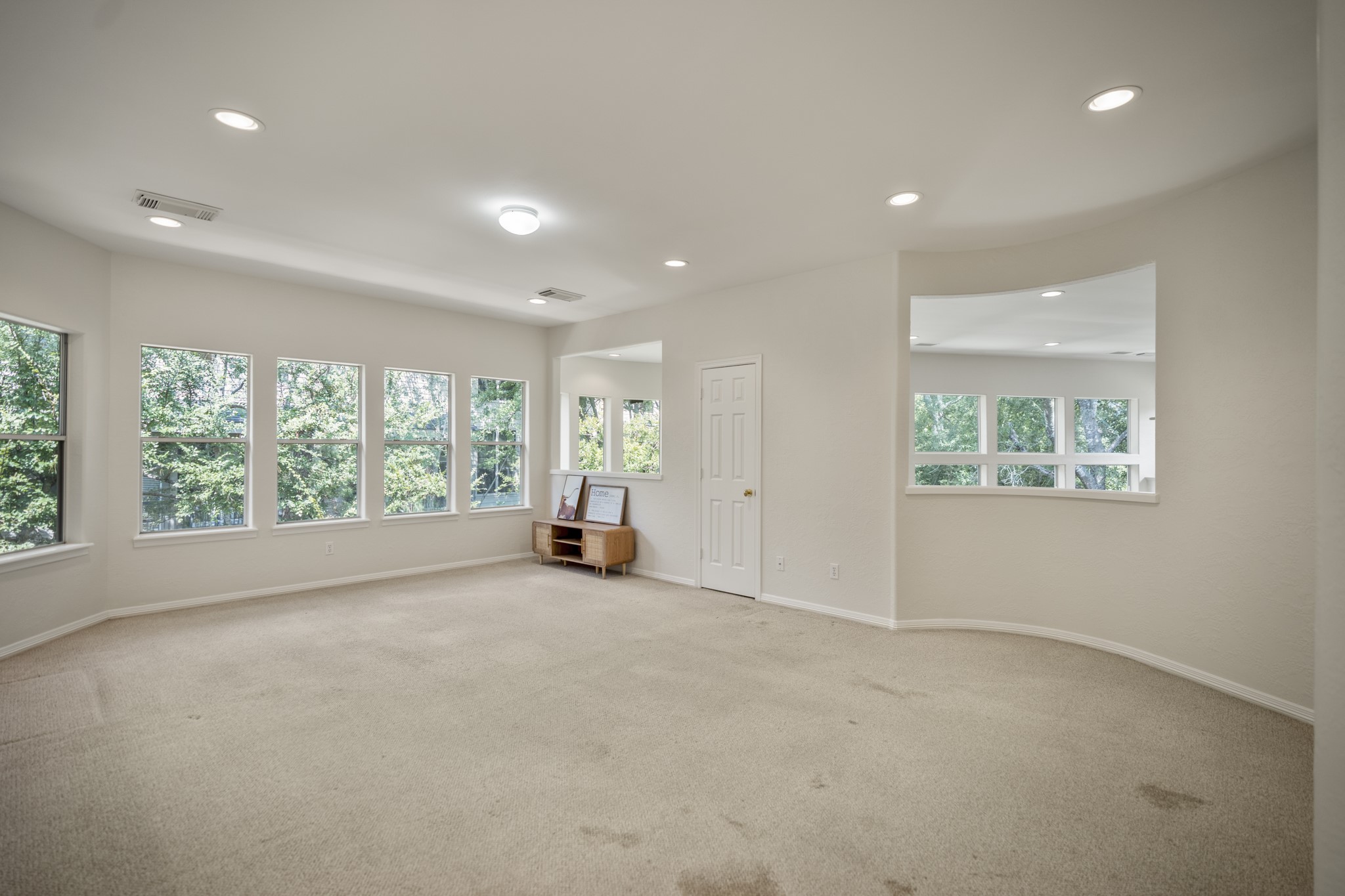 863 Plainwood Drive Property Photo 33