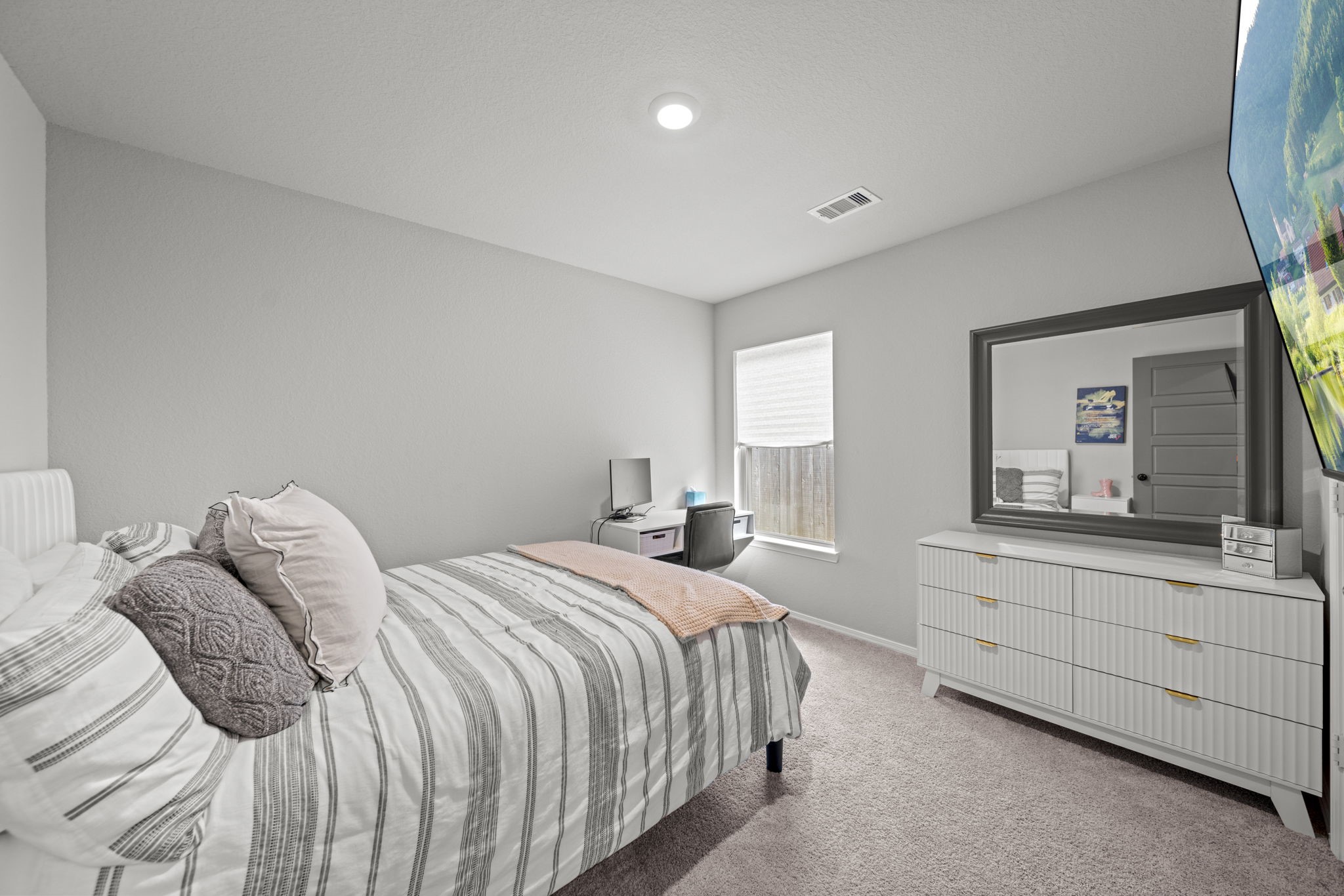 14346 High Hill Drive Property Photo 13
