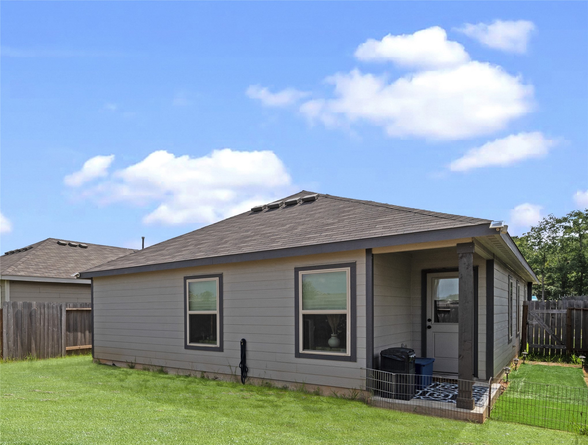 14346 High Hill Drive Property Photo 18