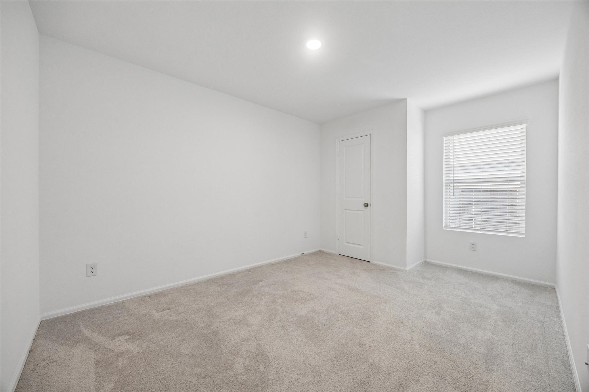 328 Riverwood Village Lane Property Photo 9