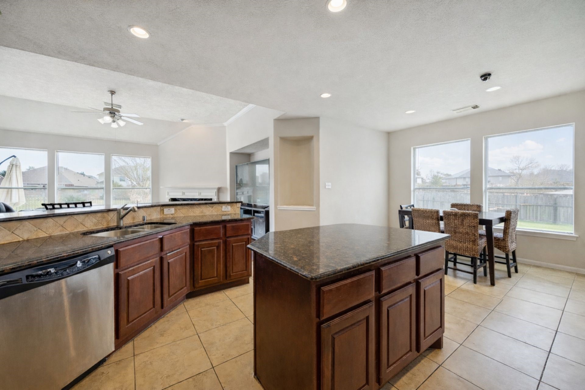 4635 Countrymeadows Drive Property Photo 6