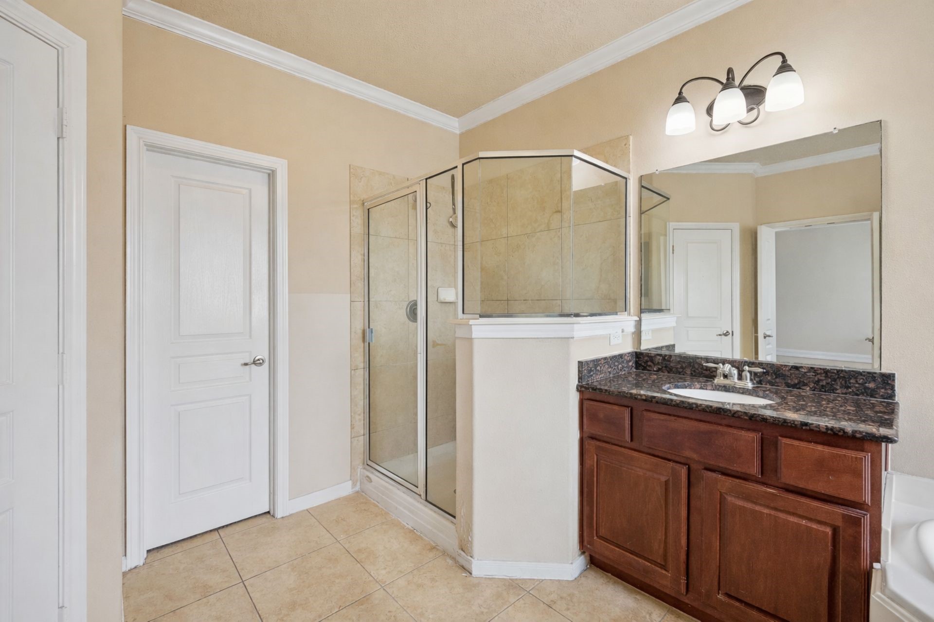 4635 Countrymeadows Drive Property Photo 12