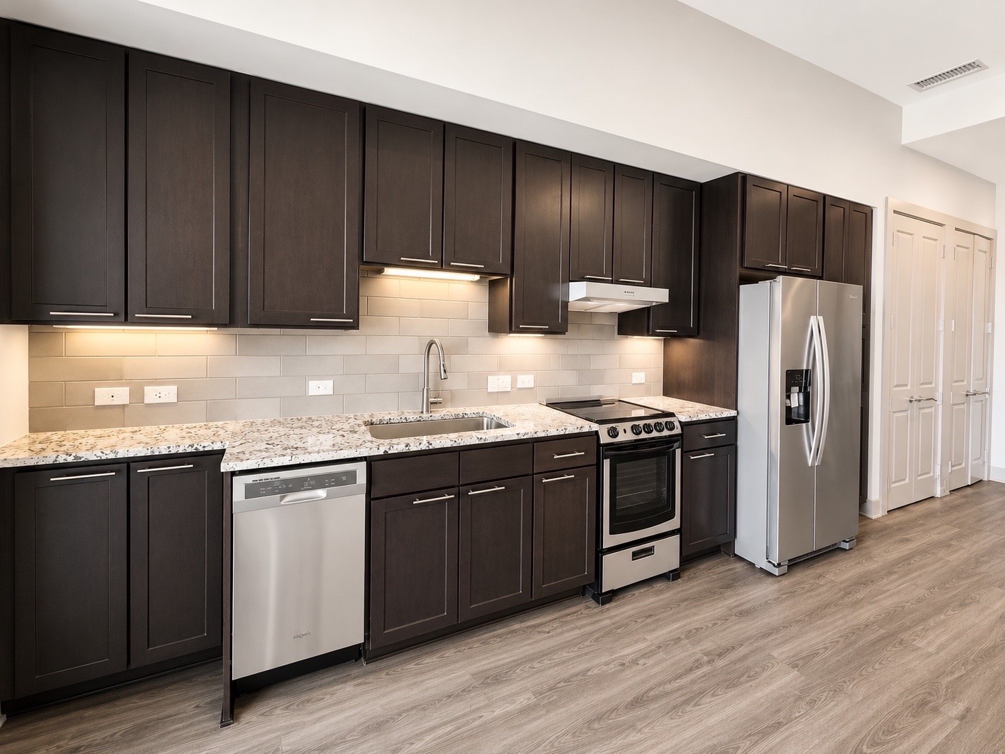 9787 Katy Freeway 1705 Property Photo 5