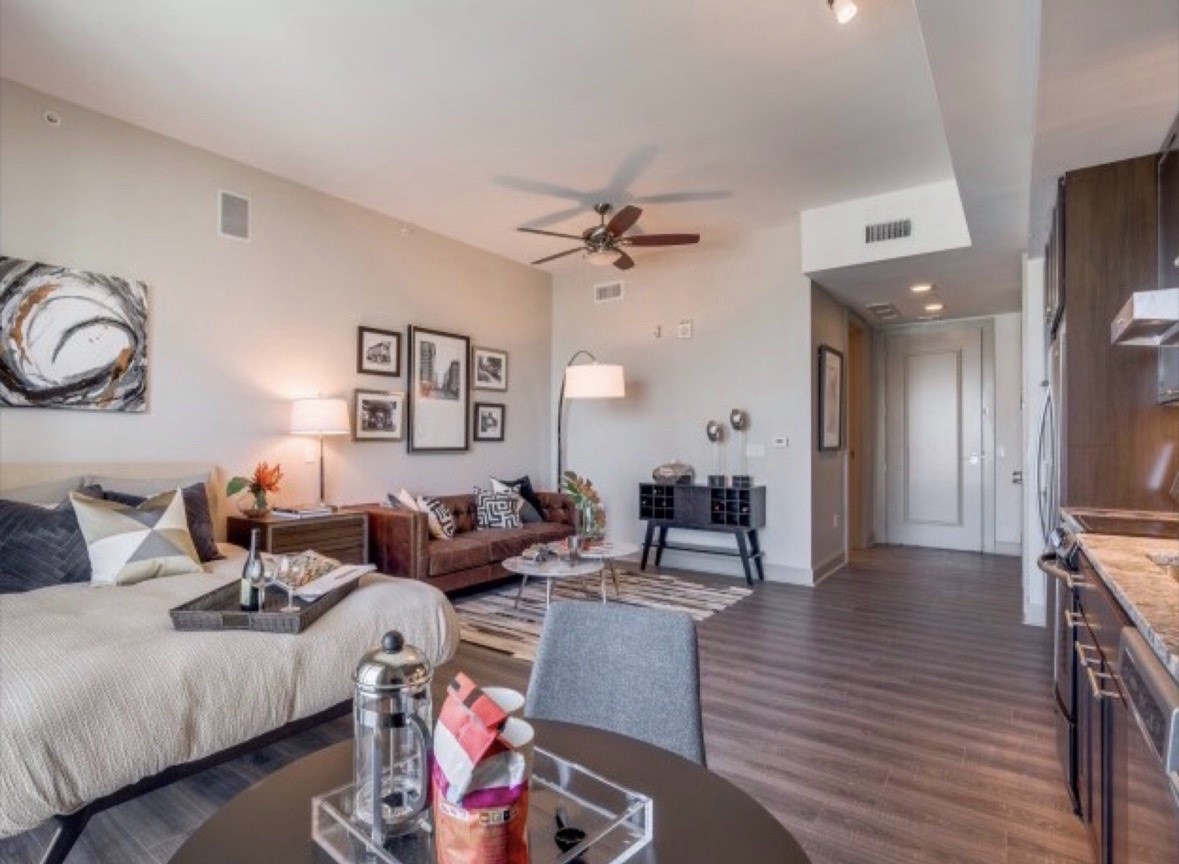 9787 Katy Freeway 1705 Property Photo 9