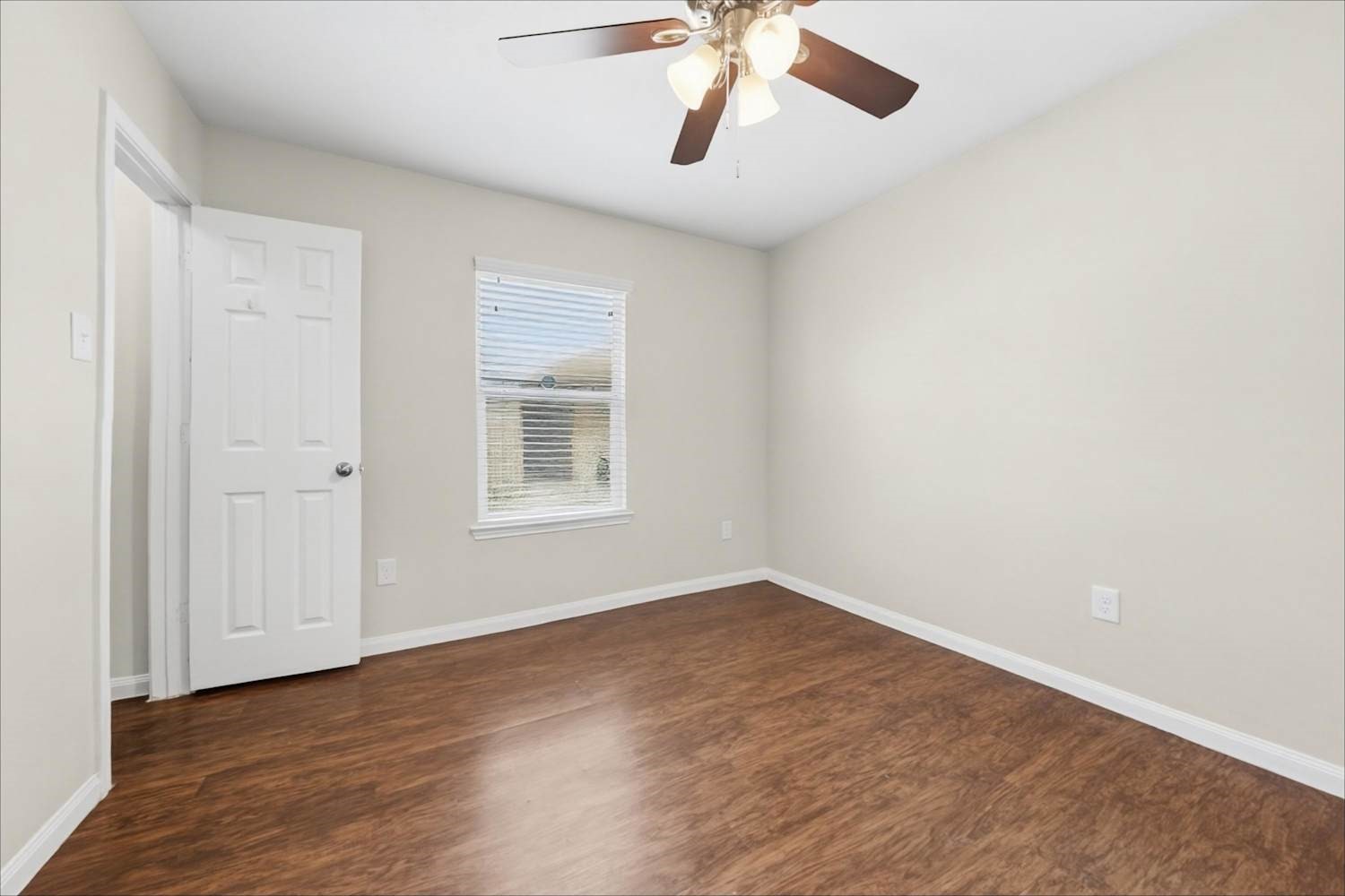 12623 Mountain Daisy Road Property Photo 13