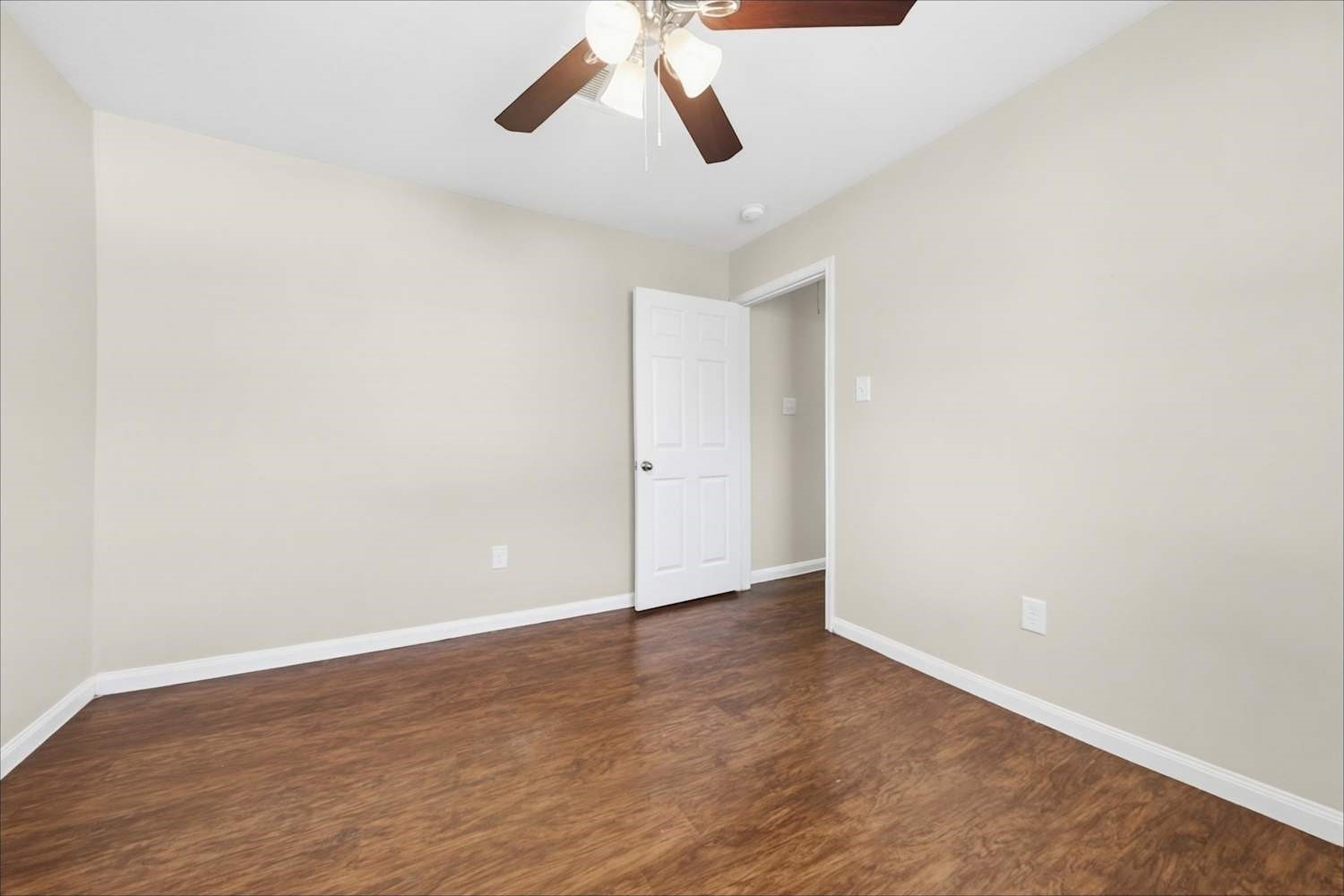 12623 Mountain Daisy Road Property Photo 14