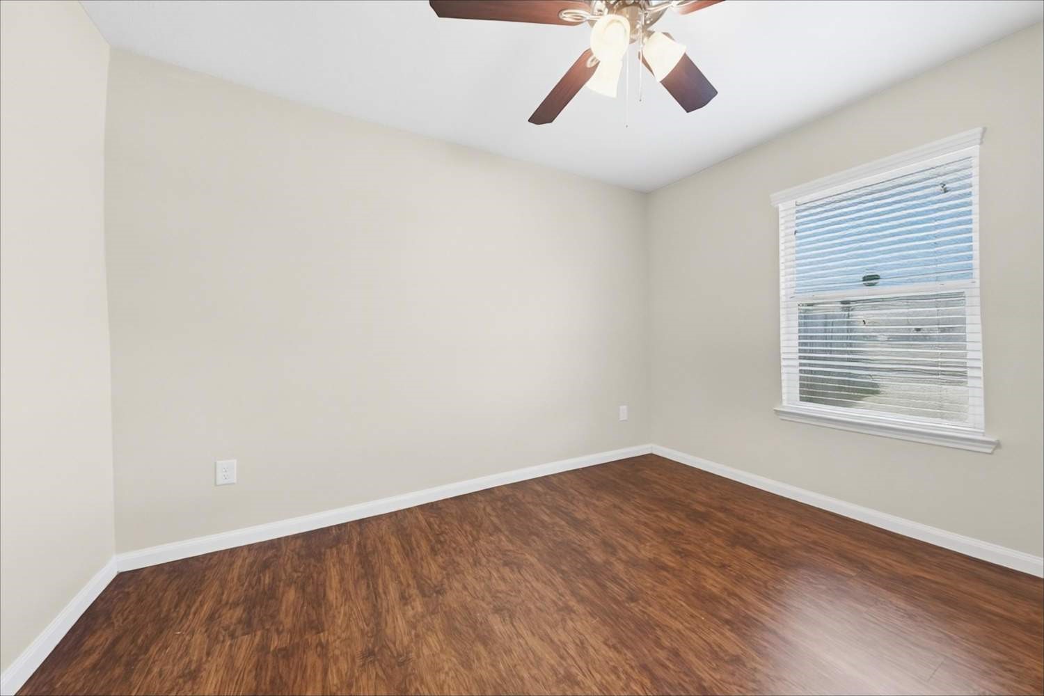 12623 Mountain Daisy Road Property Photo 16
