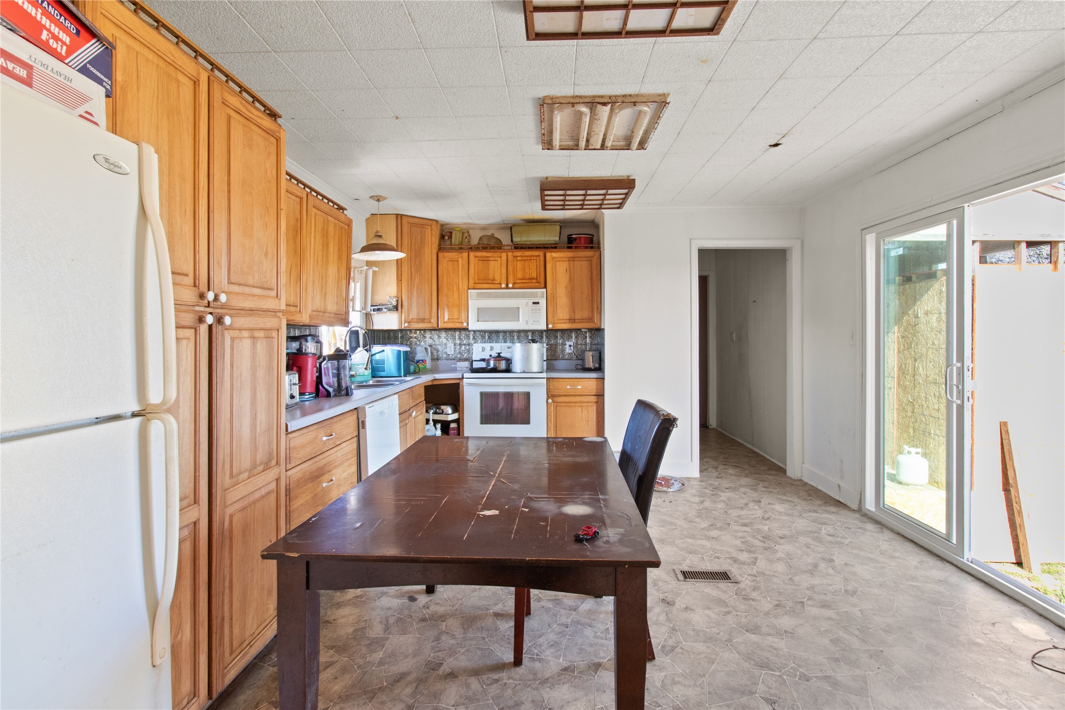 5615 Road 3550 Property Photo 8