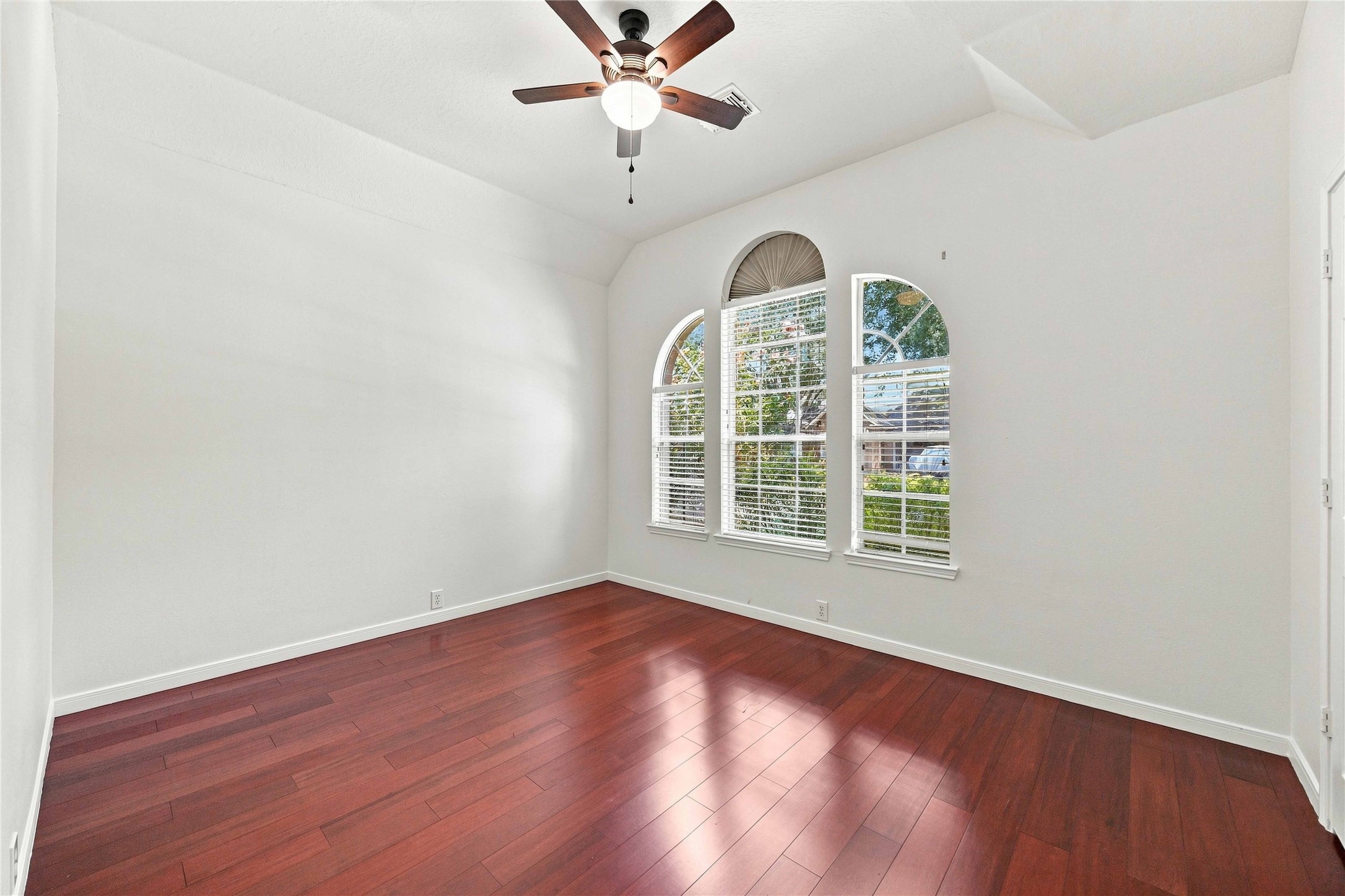 6138 Kristen Park Lane Property Photo 12