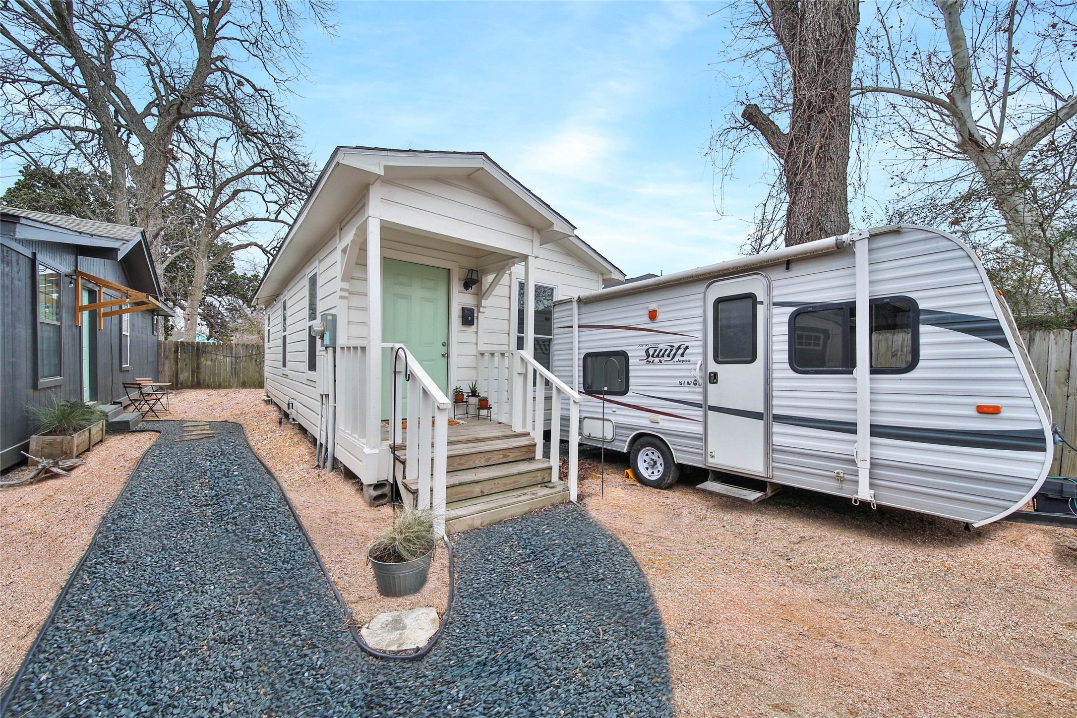 1710 Shelby Street A Property Photo 17