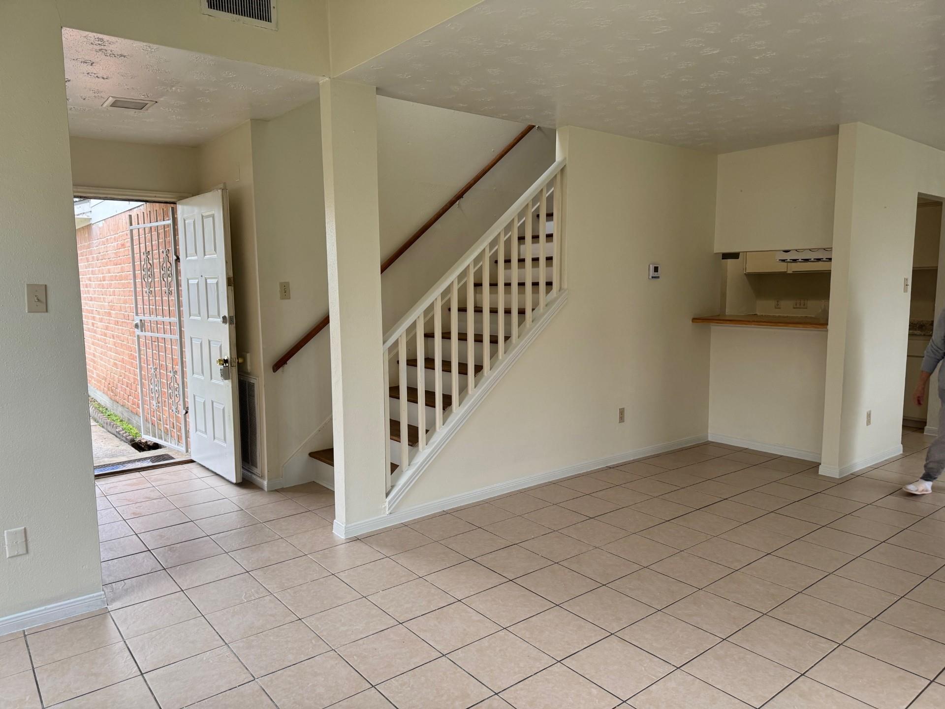 8339 E Ridge Drive Property Photo 5