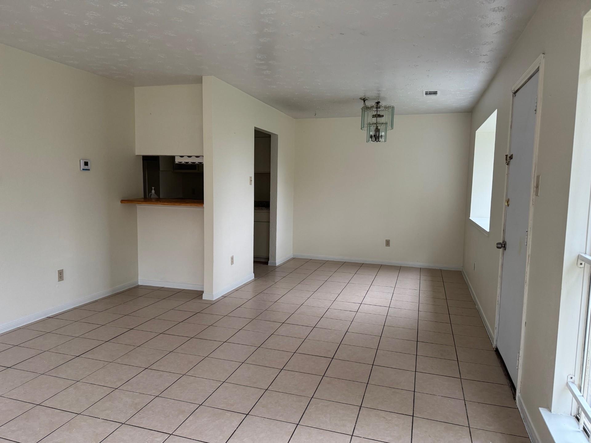 8339 E Ridge Drive Property Photo 6