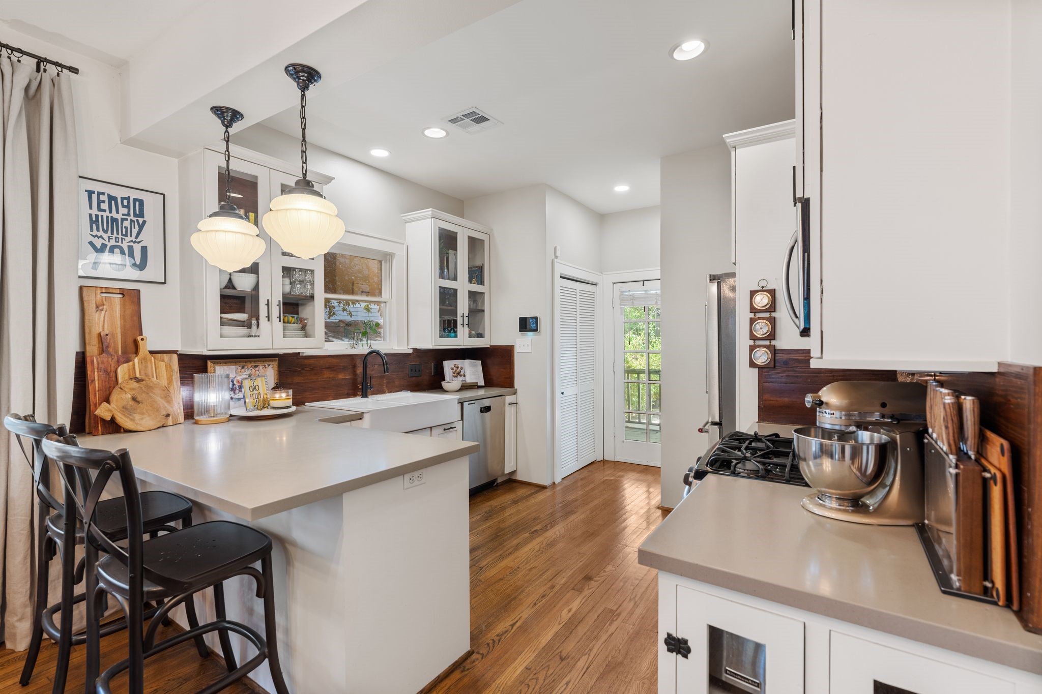 611 Enid Street Property Photo 10