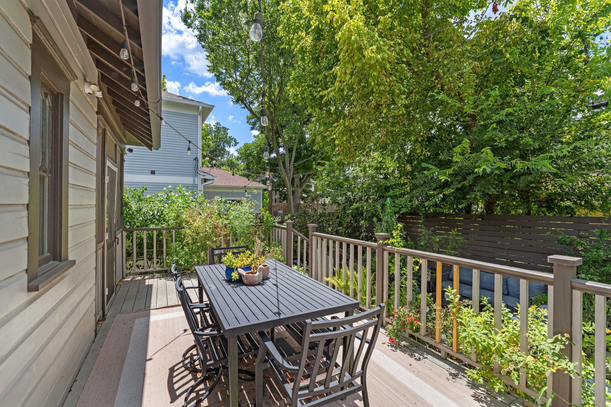 611 Enid Street Property Photo 21