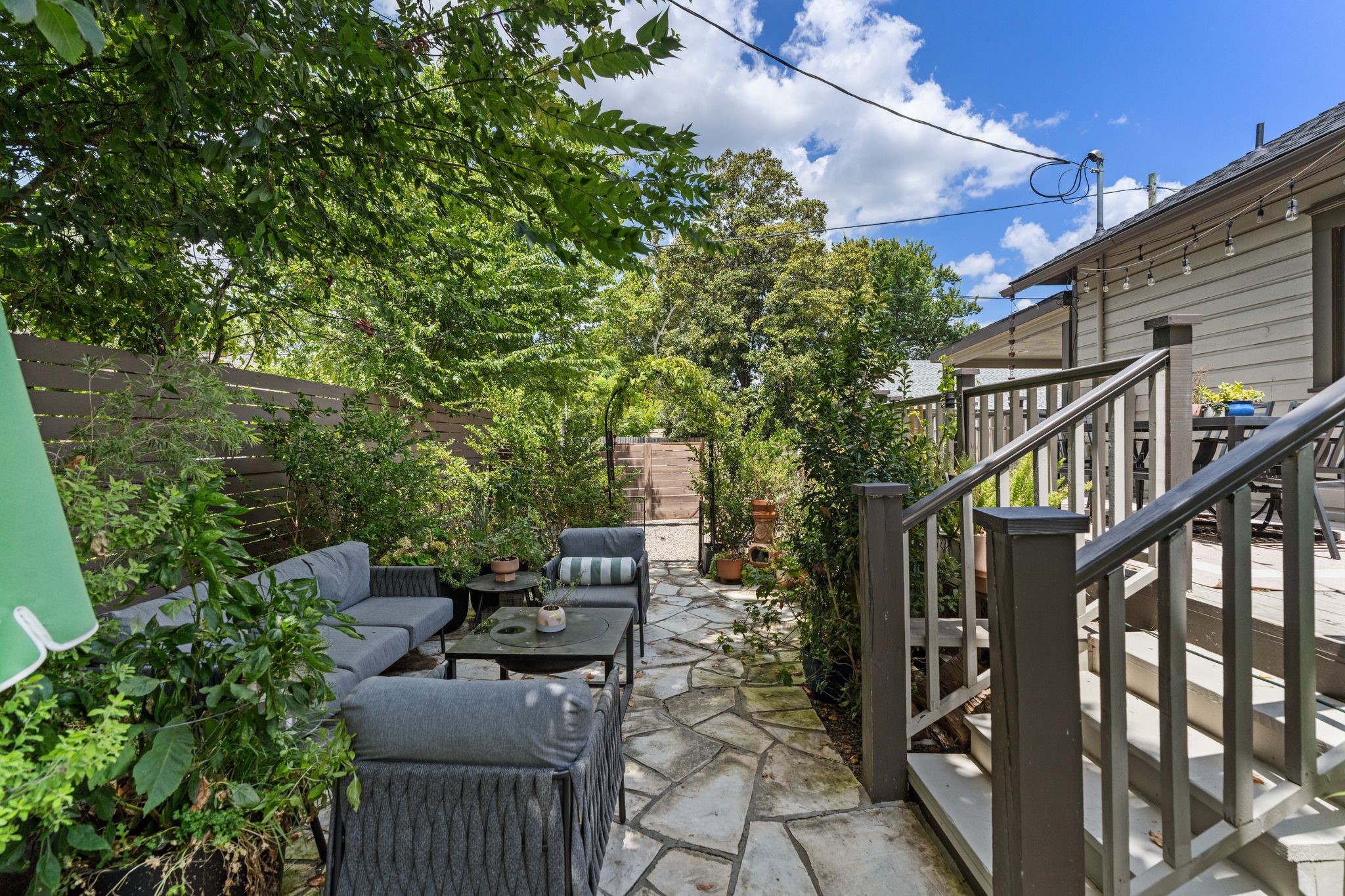 611 Enid Street Property Photo 23