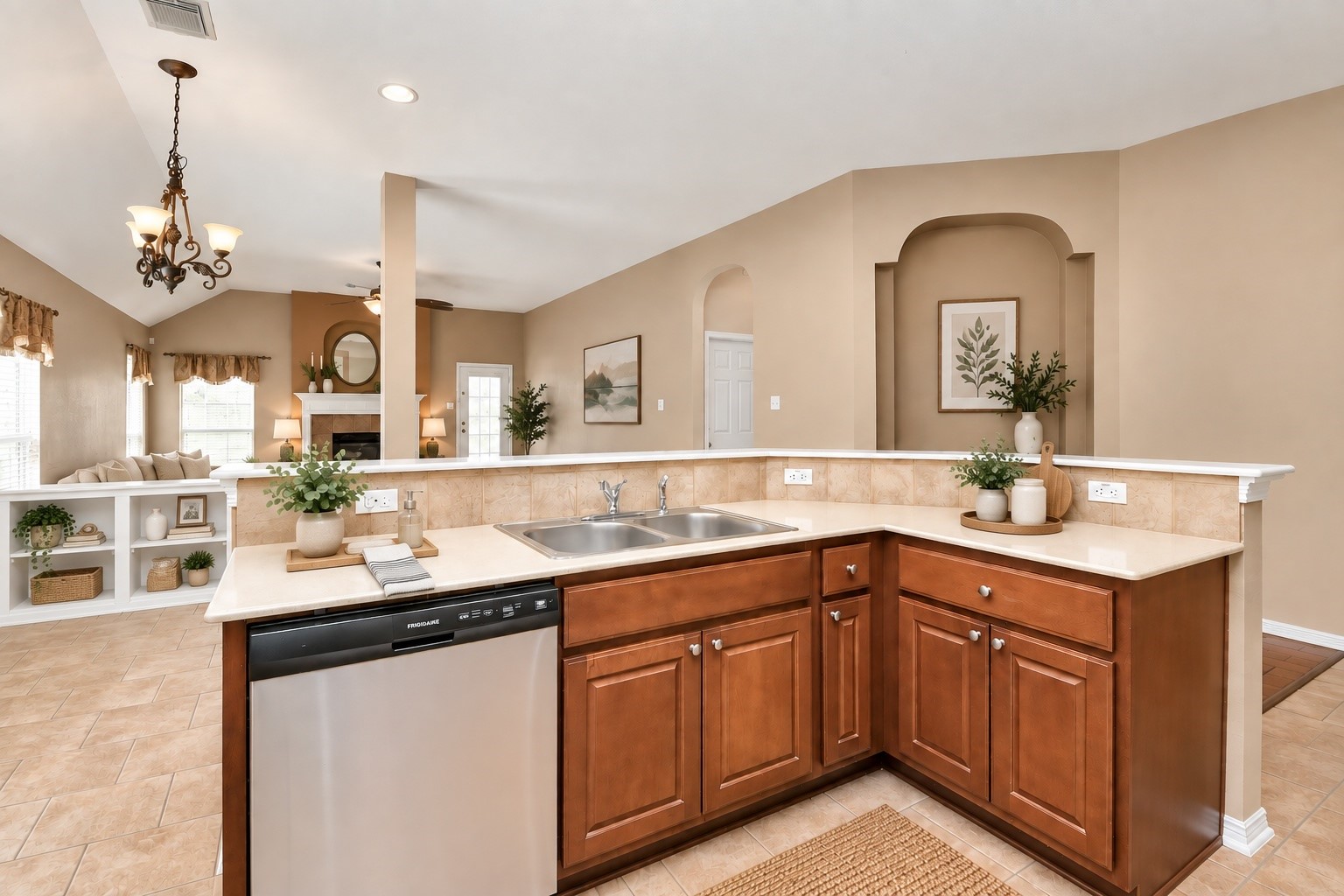 7303 Slippery Elm Lane Property Photo 13