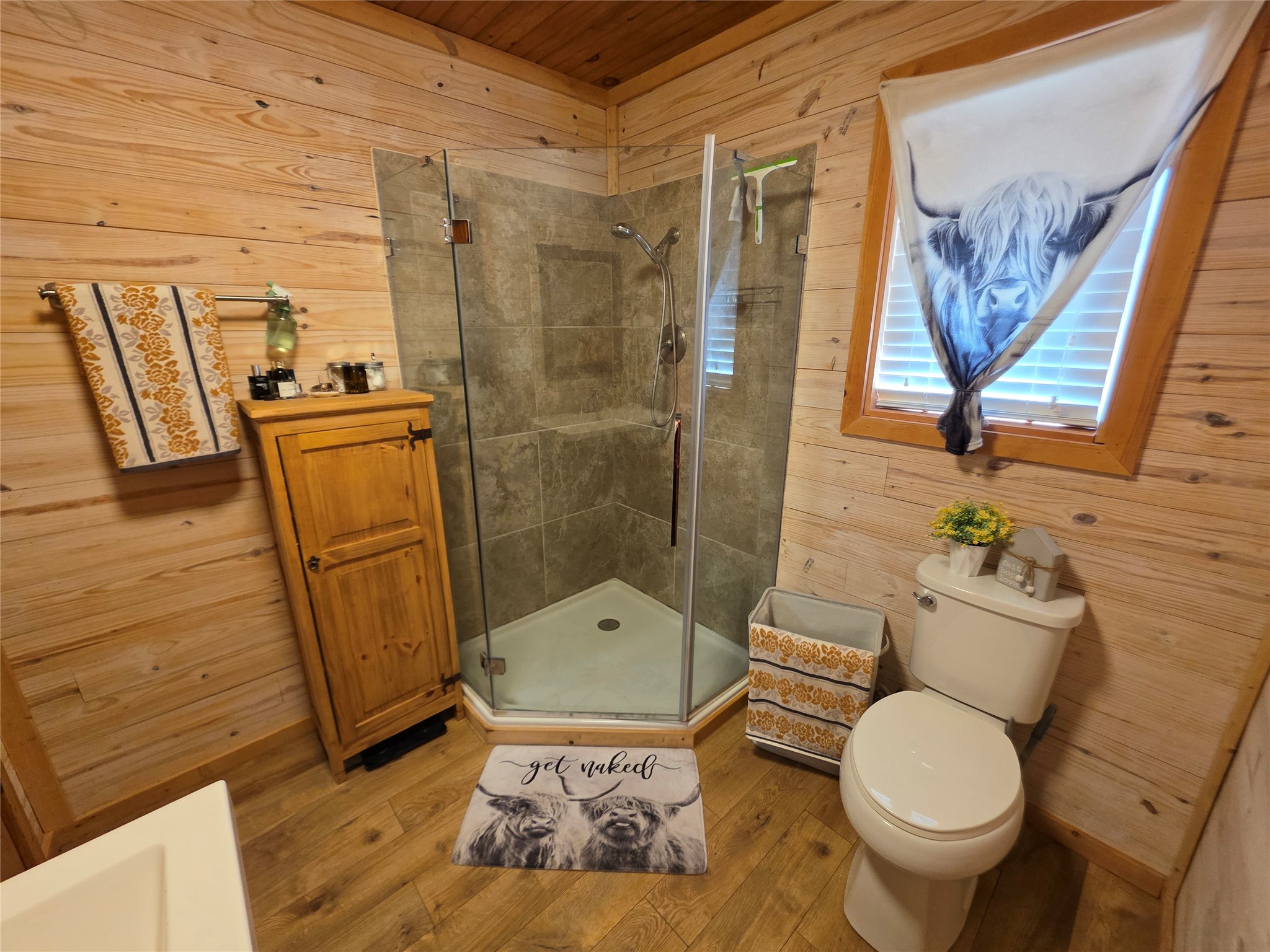 530 Kingwood Drive Property Photo 13