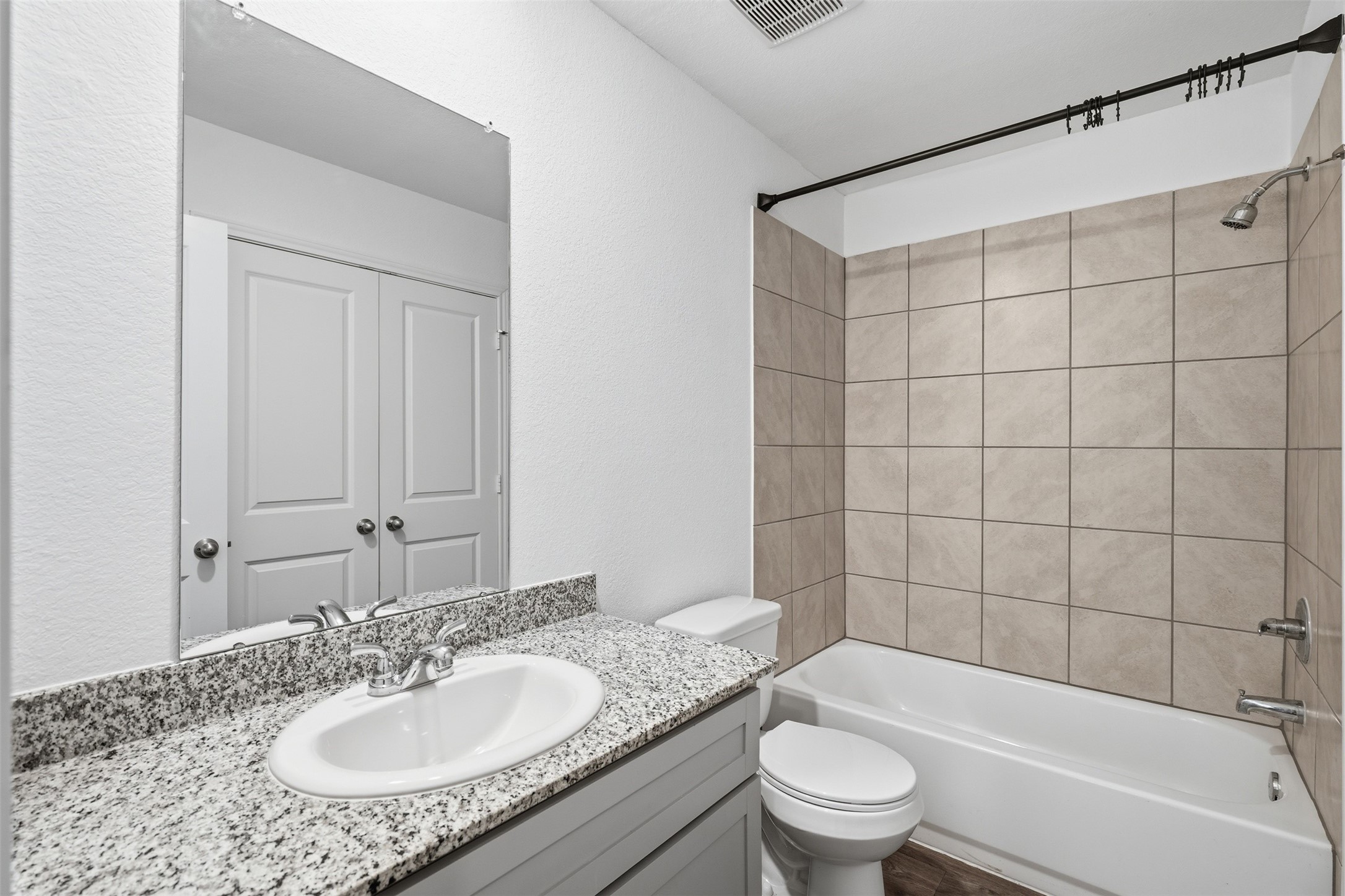 16467 Jasmine Marie Place Property Photo 7