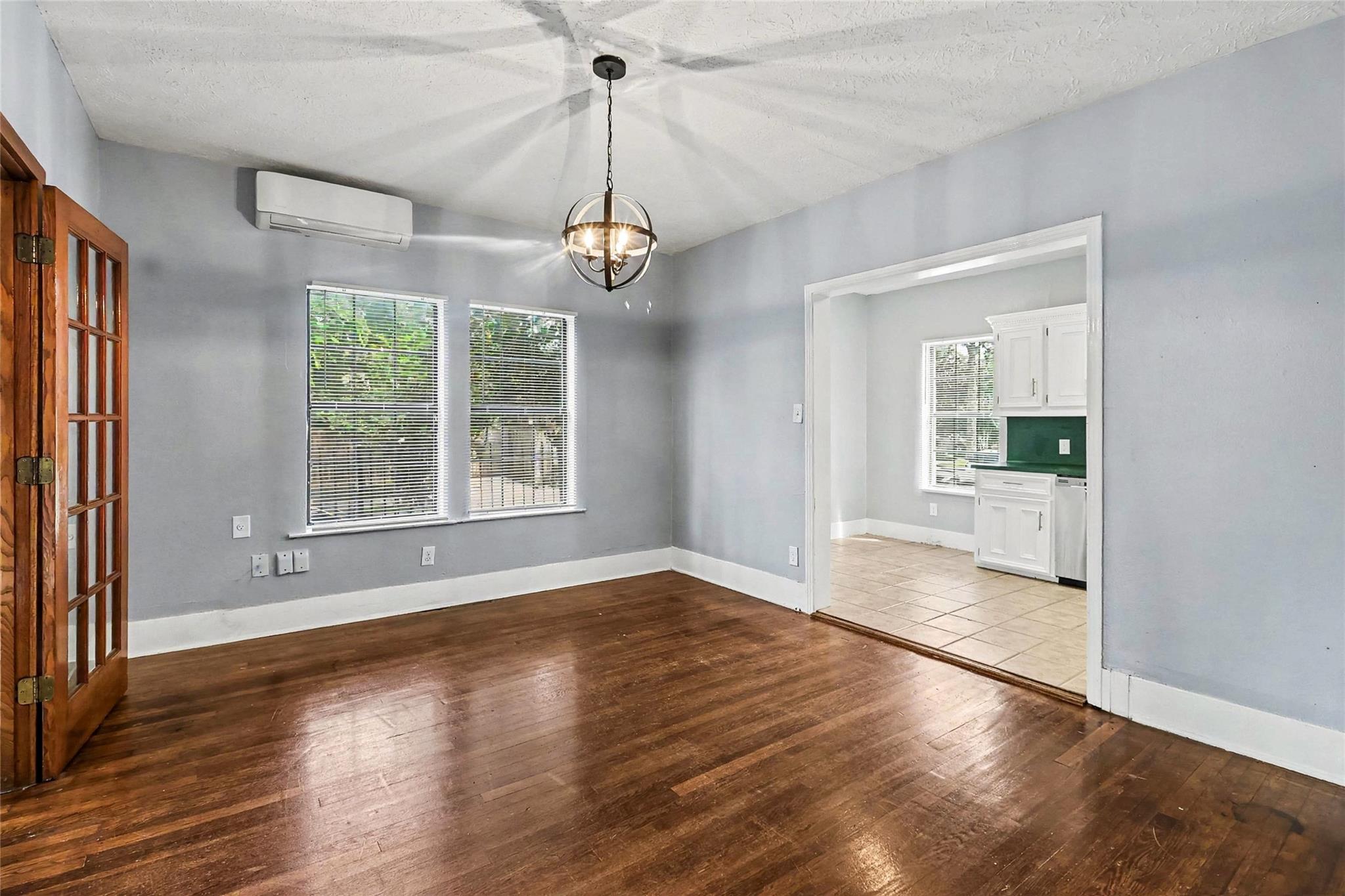 5121 Polk Street 1 Property Photo 5