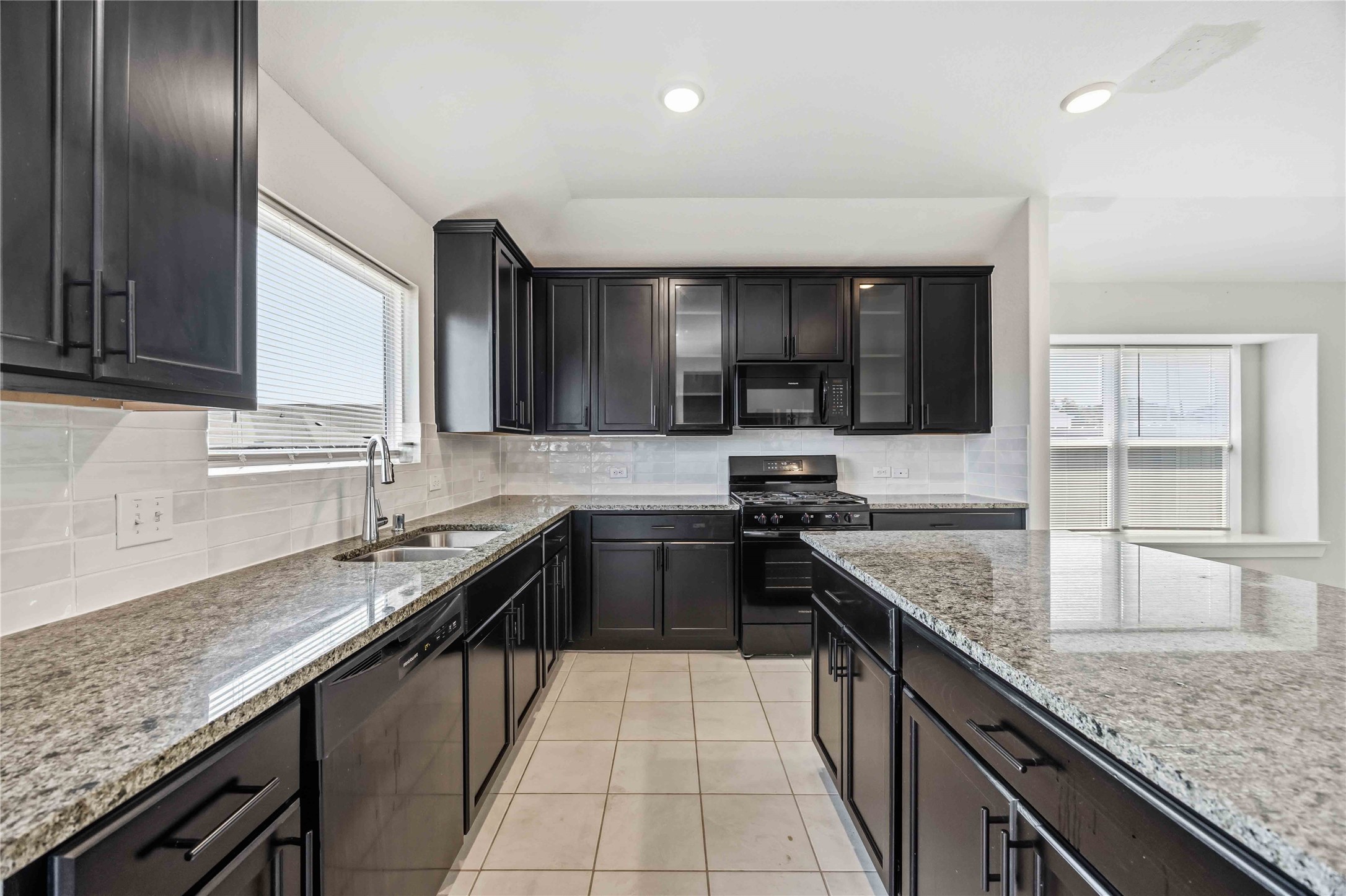 4415 Azalea Blossom Road Property Photo 8