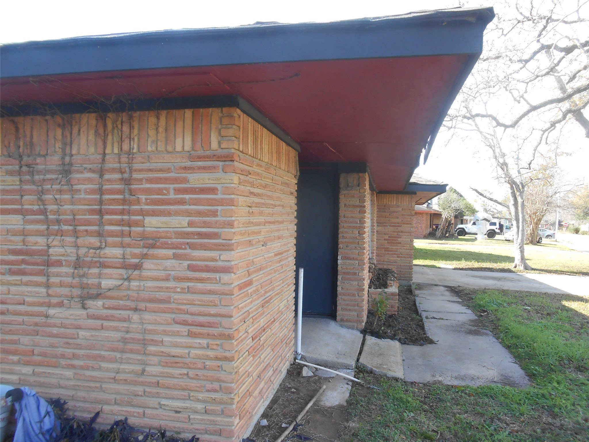 2711 Knotty Oaks Trail Property Photo 3