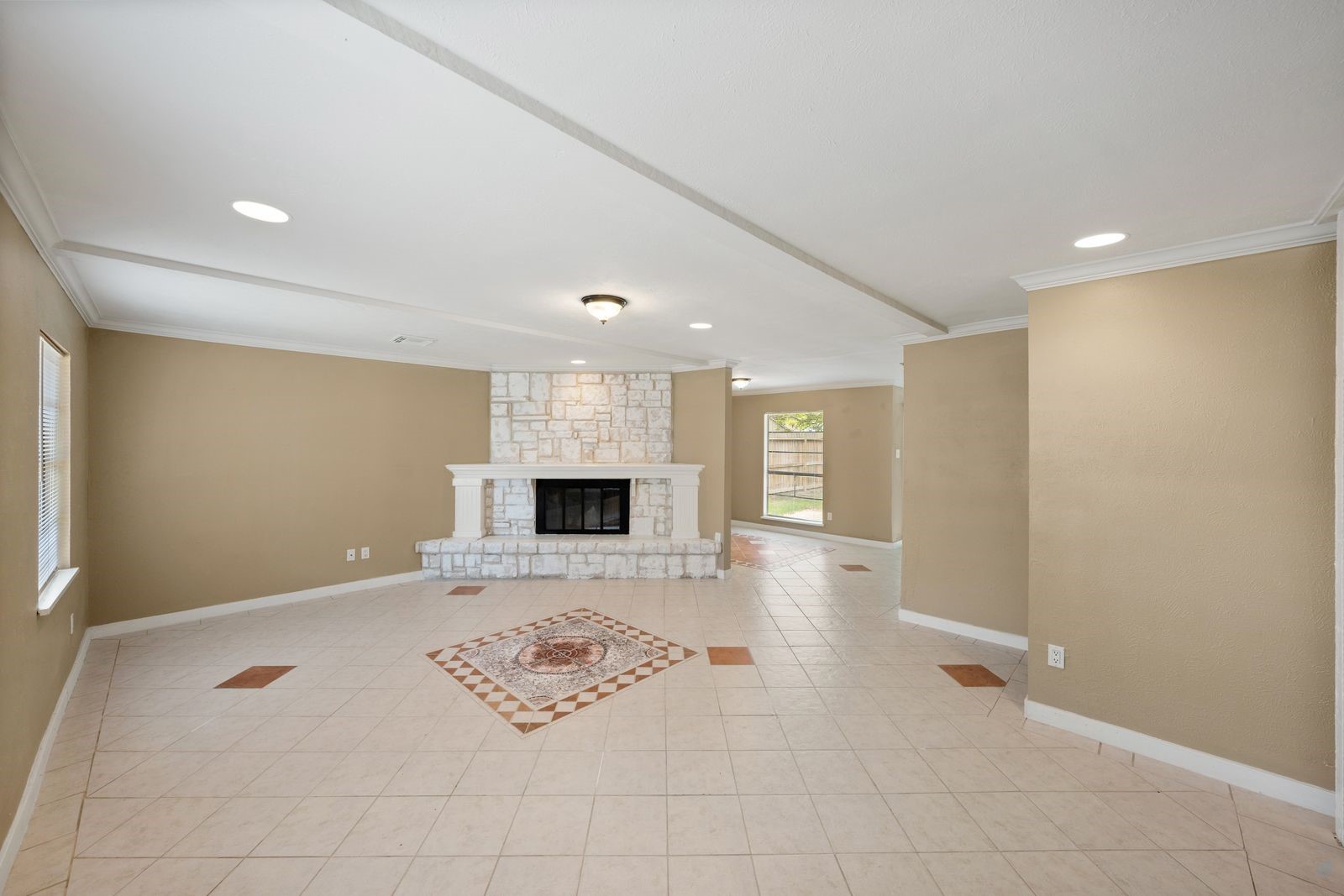 22831 Millgate Drive Property Photo 10