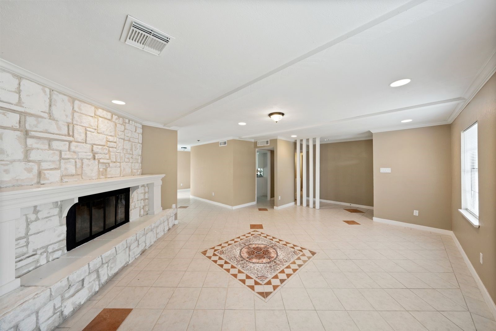 22831 Millgate Drive Property Photo 11