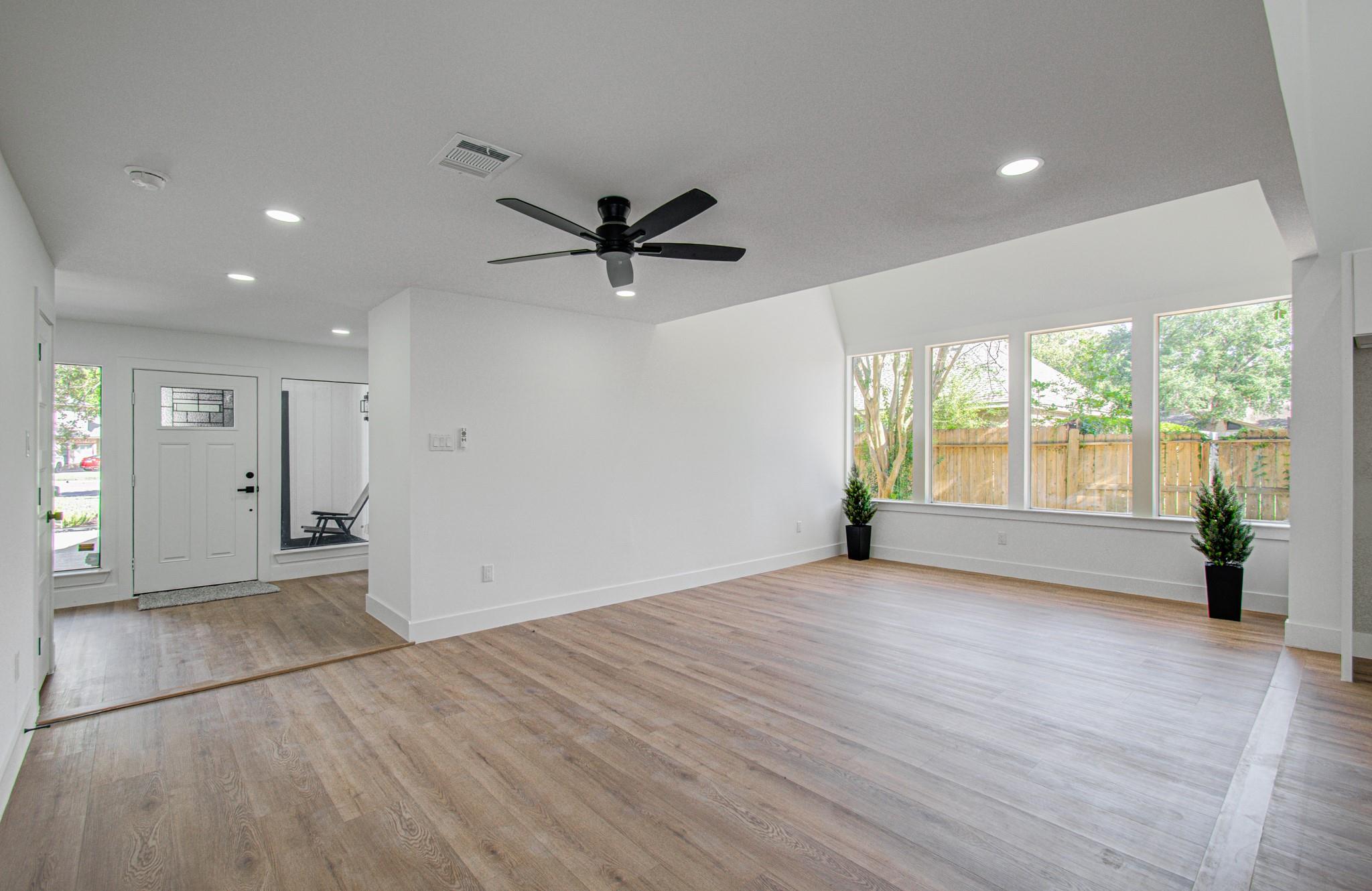 8018 Pine Cup Circle Property Photo 6