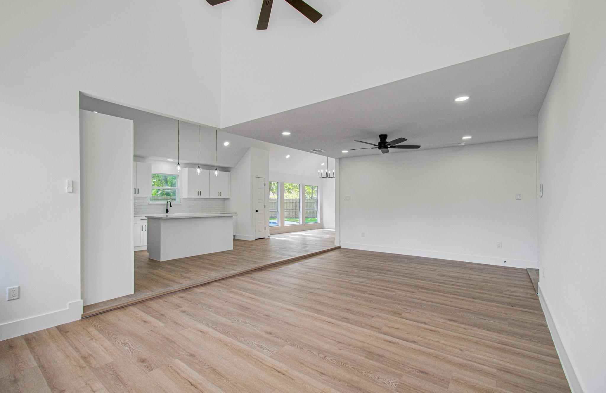 8018 Pine Cup Circle Property Photo 8