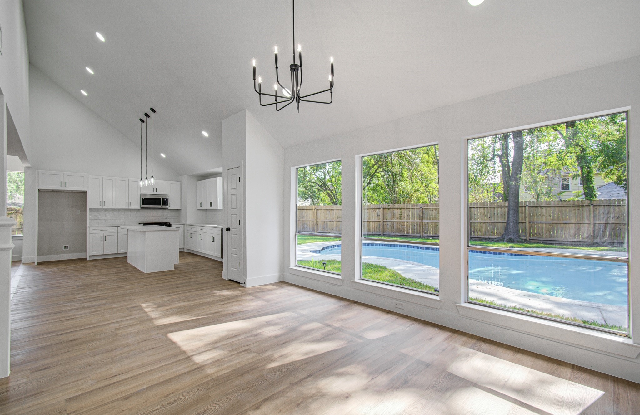 8018 Pine Cup Circle Property Photo 9