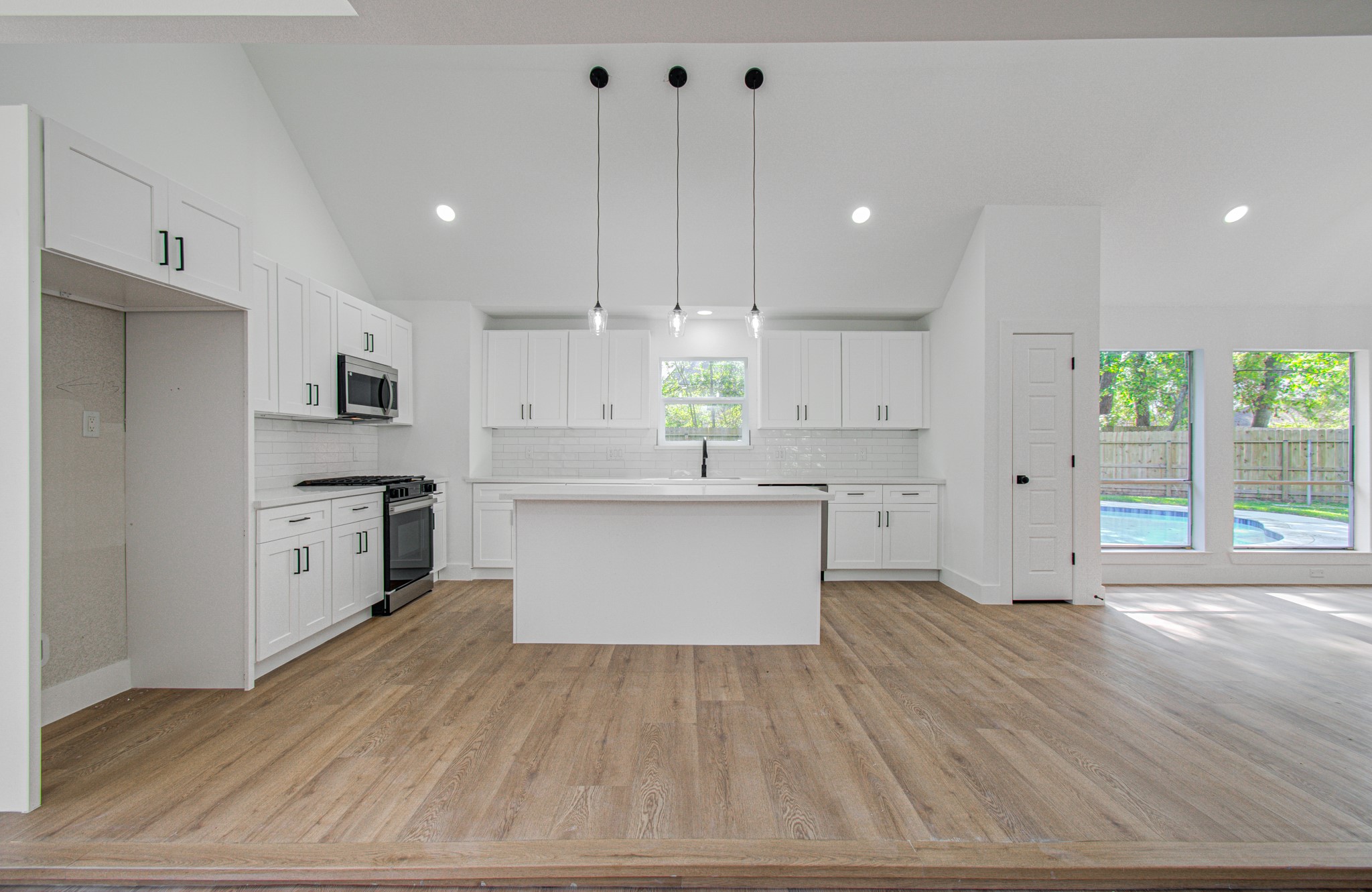 8018 Pine Cup Circle Property Photo 11