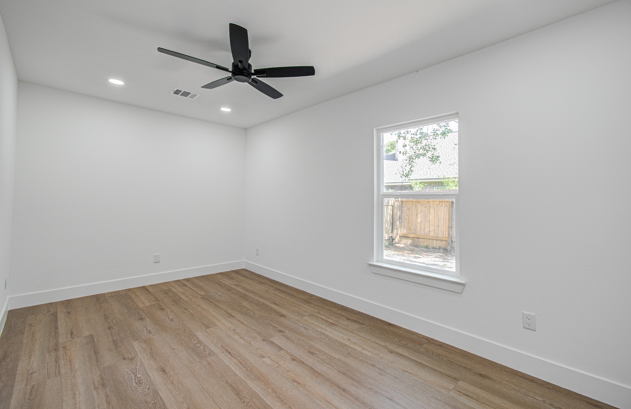 8018 Pine Cup Circle Property Photo 16