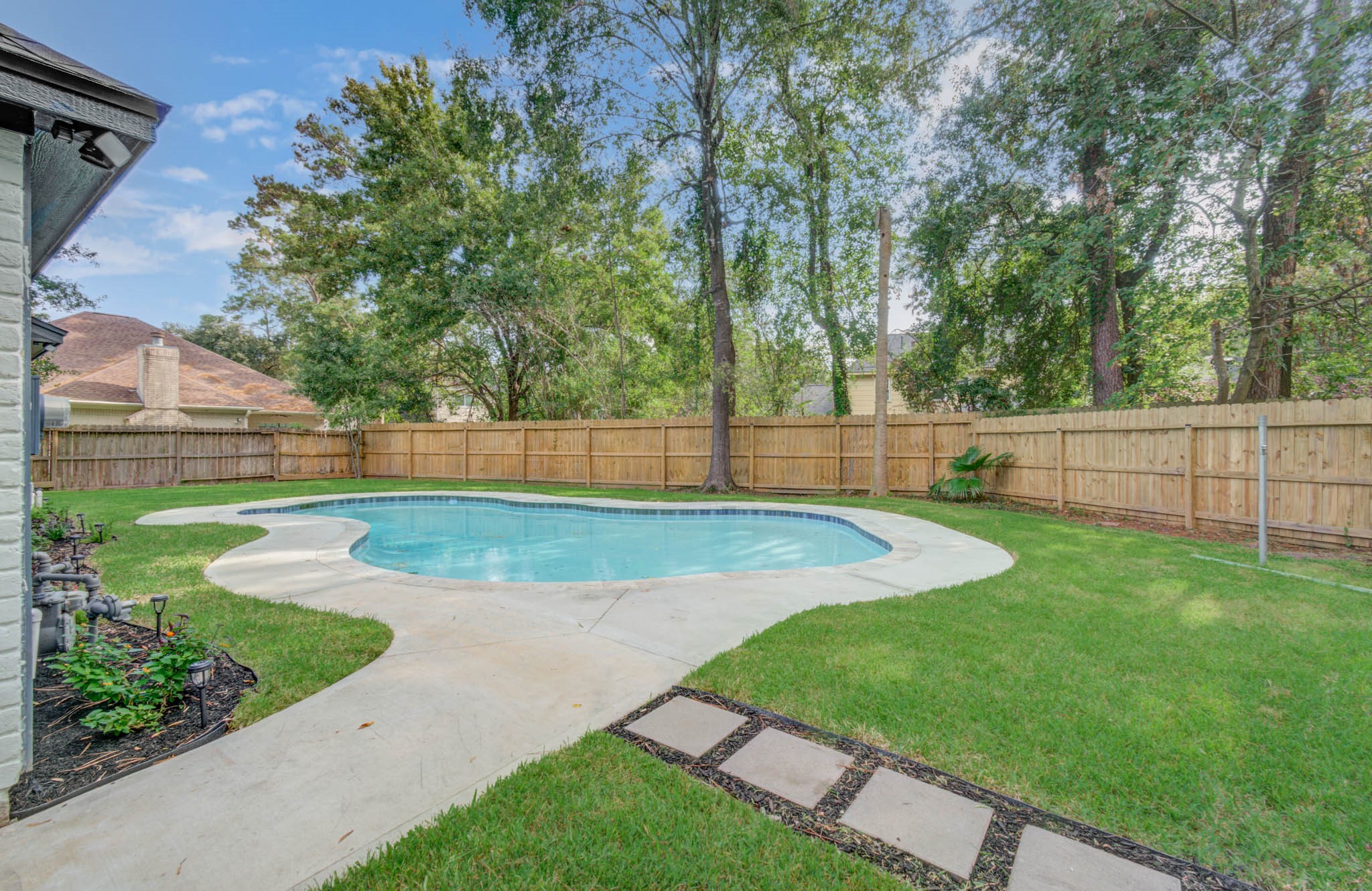 8018 Pine Cup Circle Property Photo 32