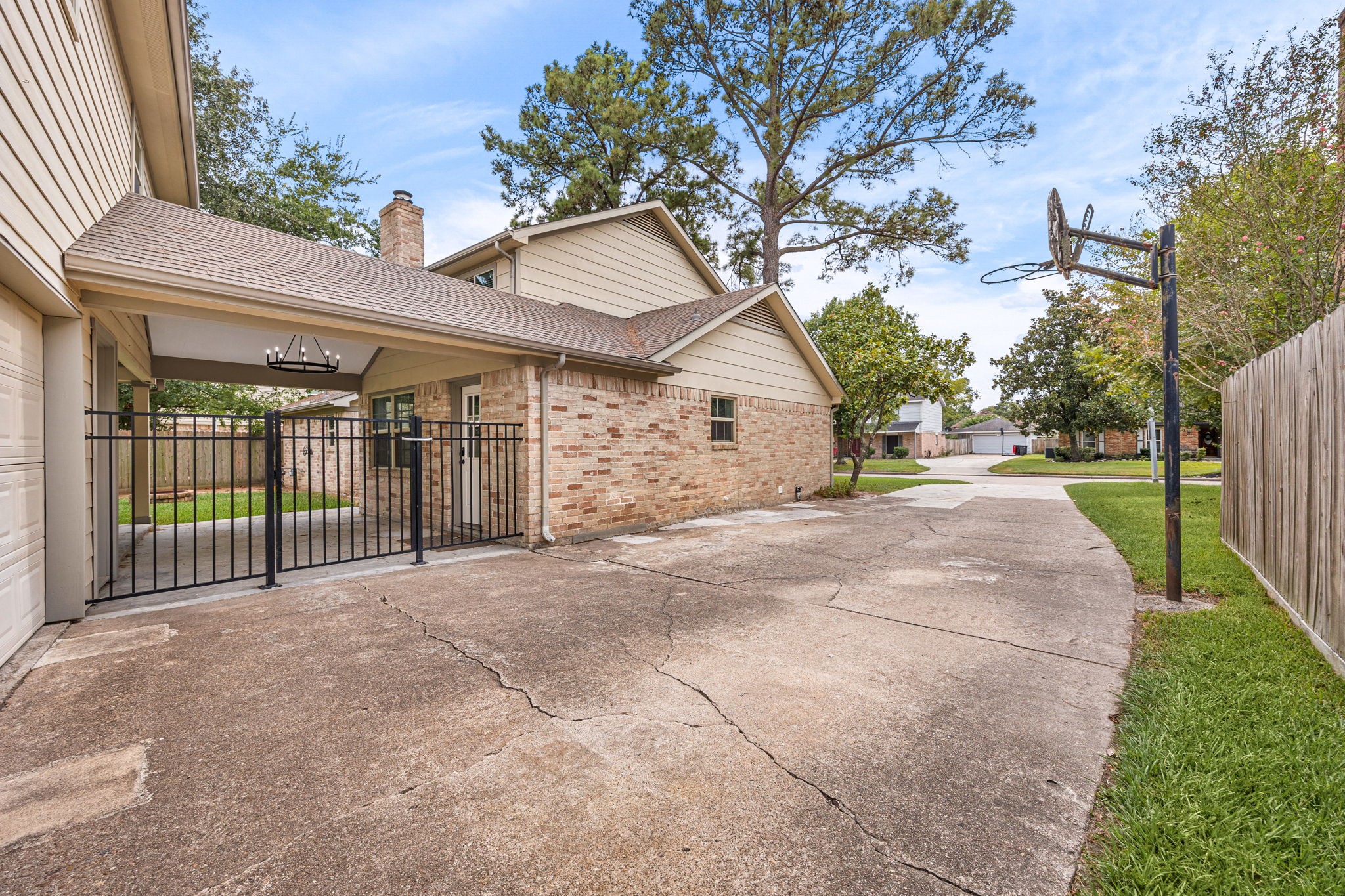 17806 Cypress Spring Drive Property Photo 36