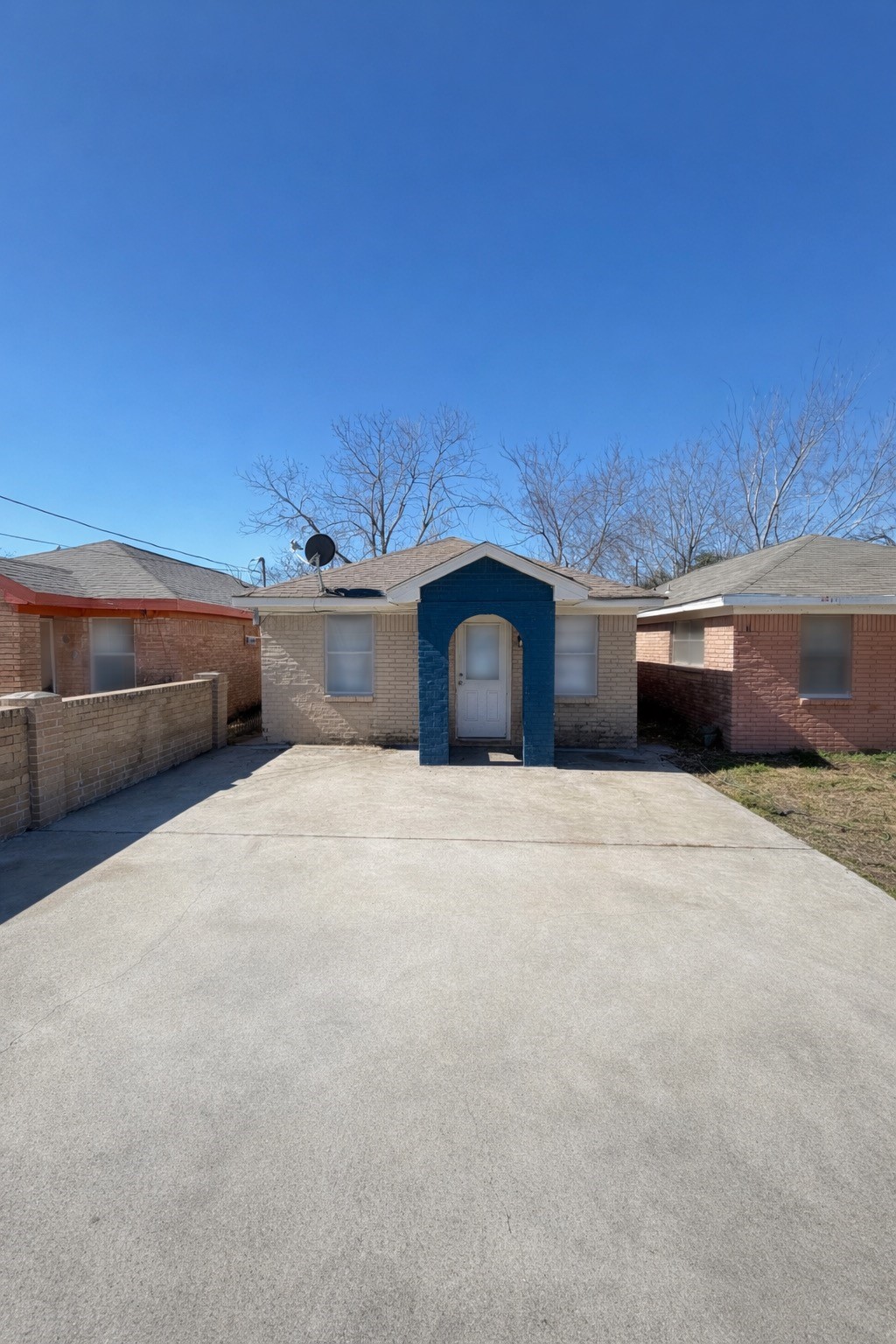 2919 Staples Street Property Photo 1