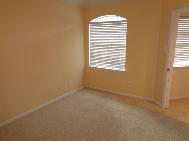 90 N Valley Oaks Circle Property Photo 11