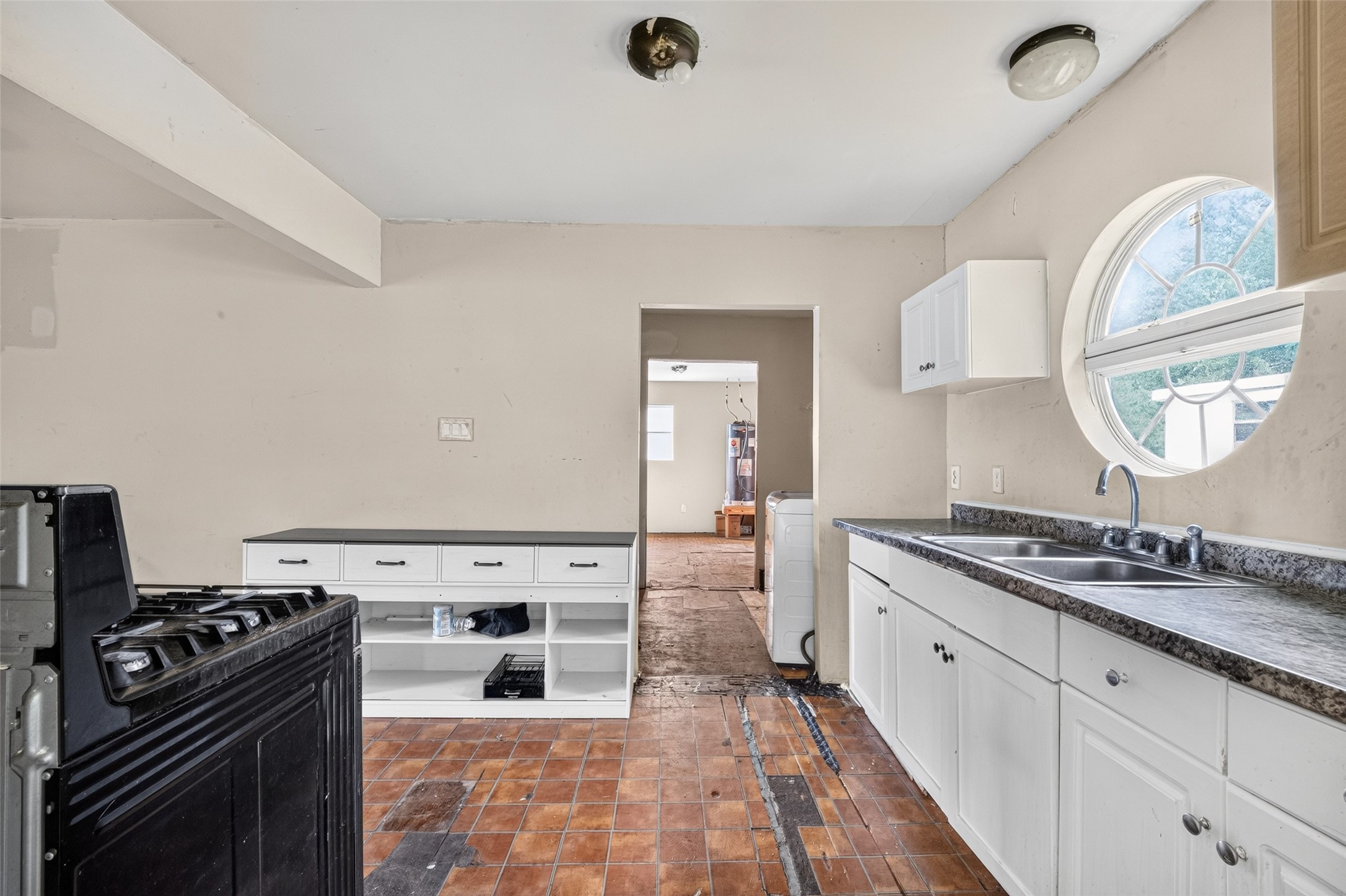 14031 Villagrove Drive Property Photo 6